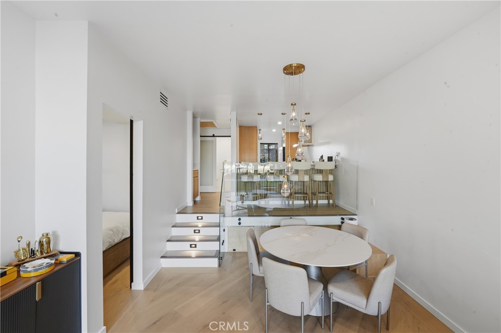 Long Beach, California, 90803, United States, 1 Bedroom Bedrooms, ,1 BathroomBathrooms,Residential,For Sale,2003113