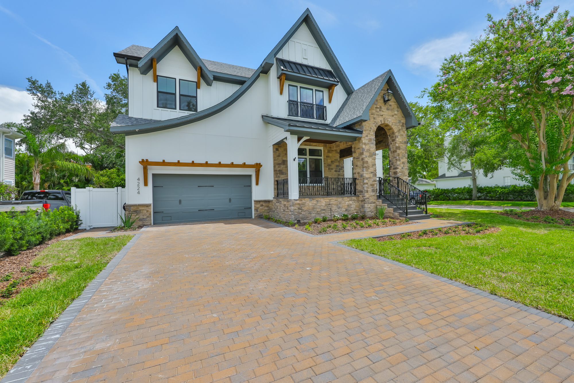 Tampa, Florida, 33629, United States, 5 Bedrooms Bedrooms, ,6 BathroomsBathrooms,Residential,For Sale,1974483