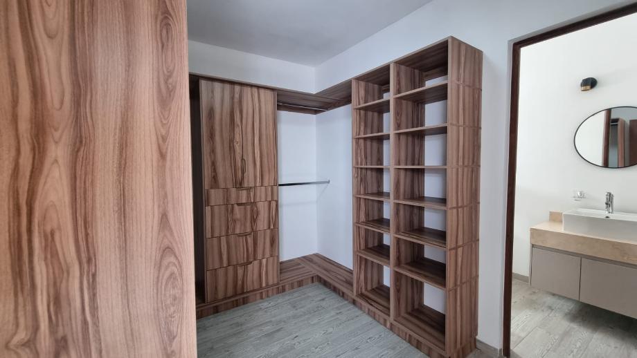 PALMARES (CERRADA LEONES II), Torreón, Coahuila de Zaragoza, 27023, Mexico, 3 Bedrooms Bedrooms, ,2 BathroomsBathrooms,Residential,For Sale,PALMARES (CERRADA LEONES II),1251088