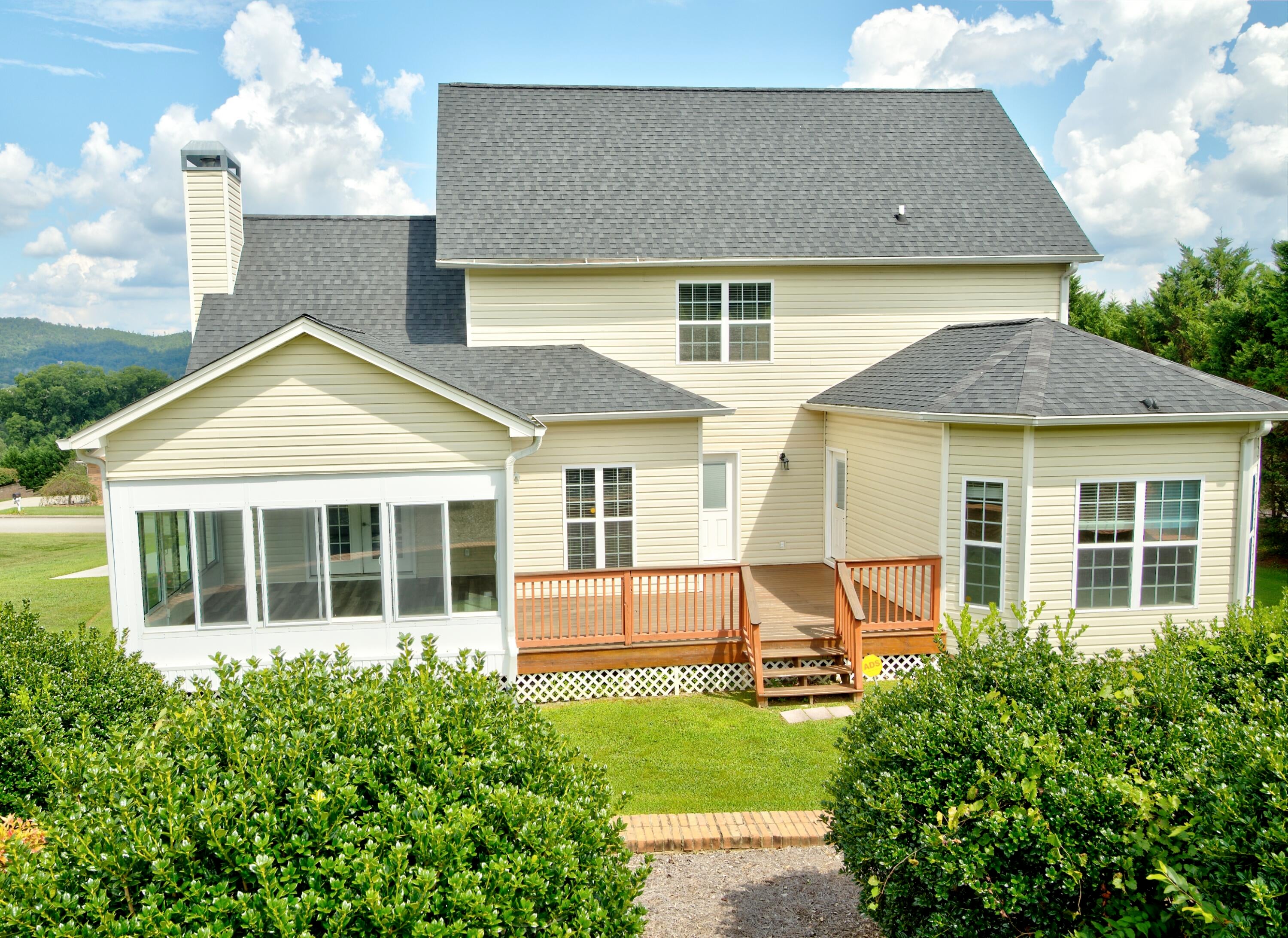 Ringgold, Georgia, 30736, United States, 3 Bedrooms Bedrooms, ,3 BathroomsBathrooms,Residential,For Sale,1918038
