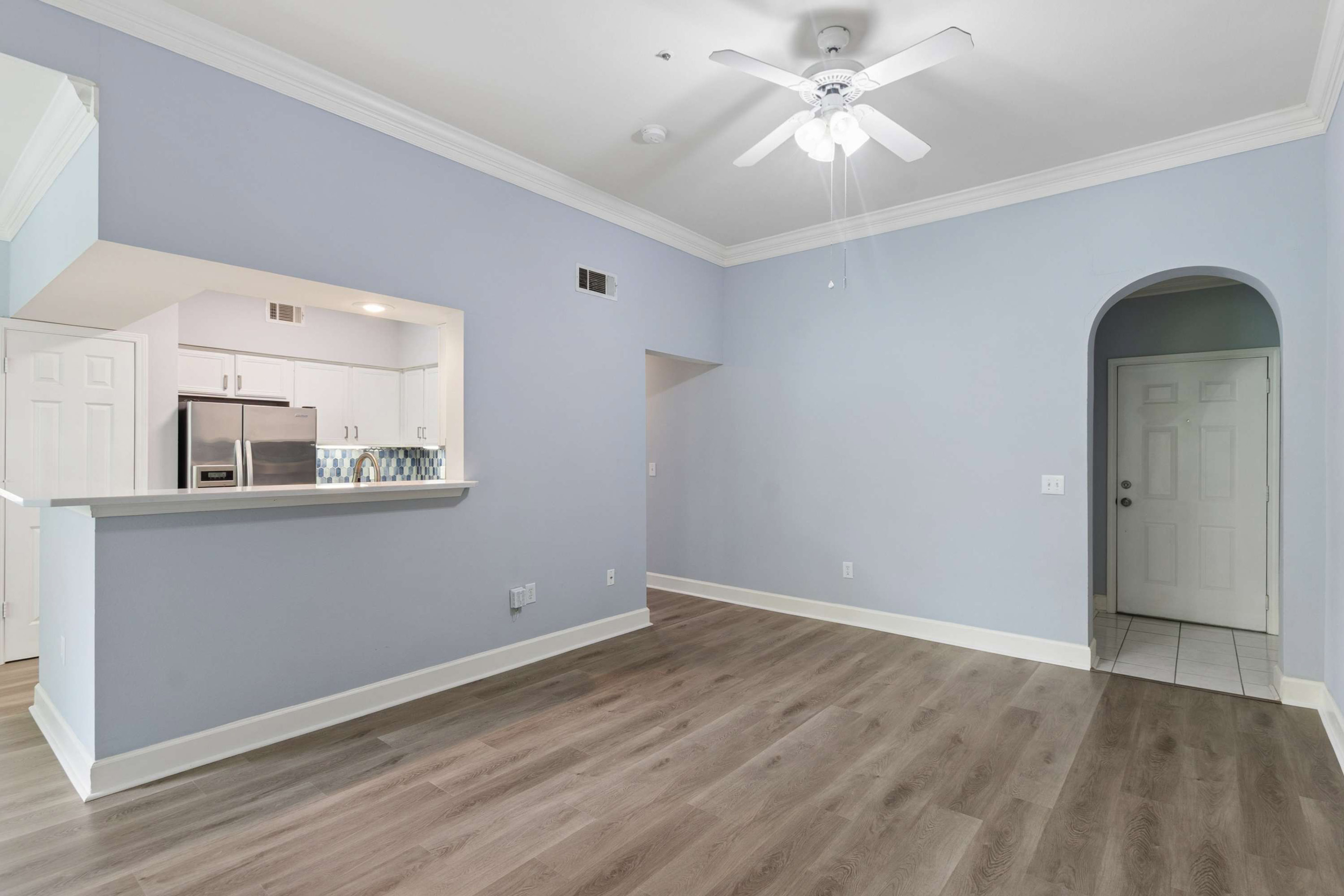  Renovated Condo Combines Comfort, Privacy and Intown Convenience - 物件實景