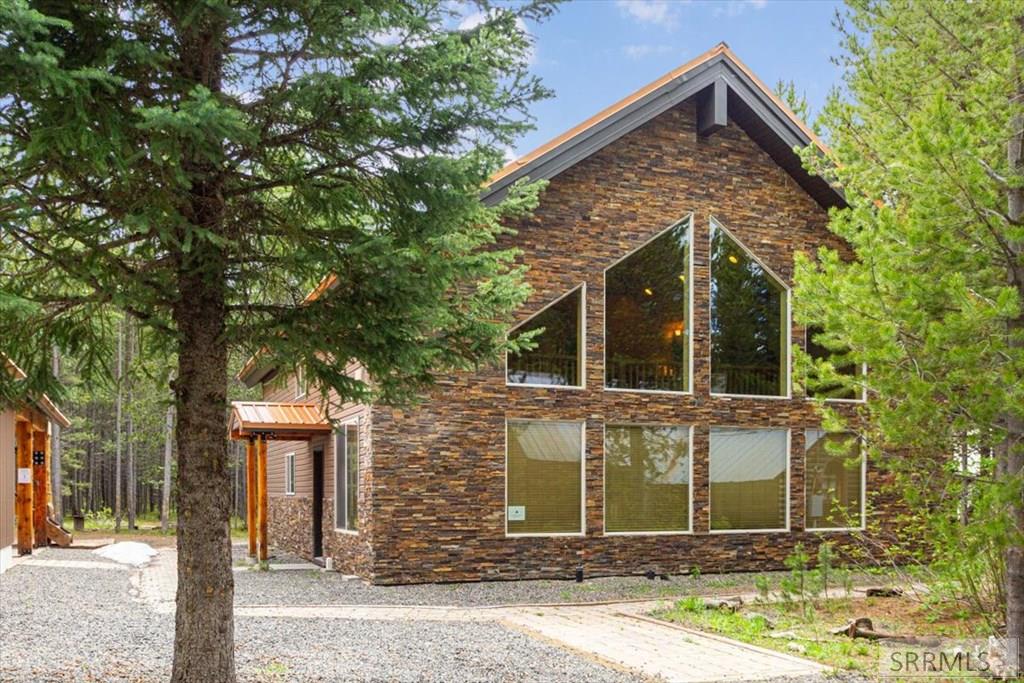 ISLAND PARK, Idaho, 83429, United States, 5 Bedrooms Bedrooms, ,3 BathroomsBathrooms,Residential,For Sale,2005843