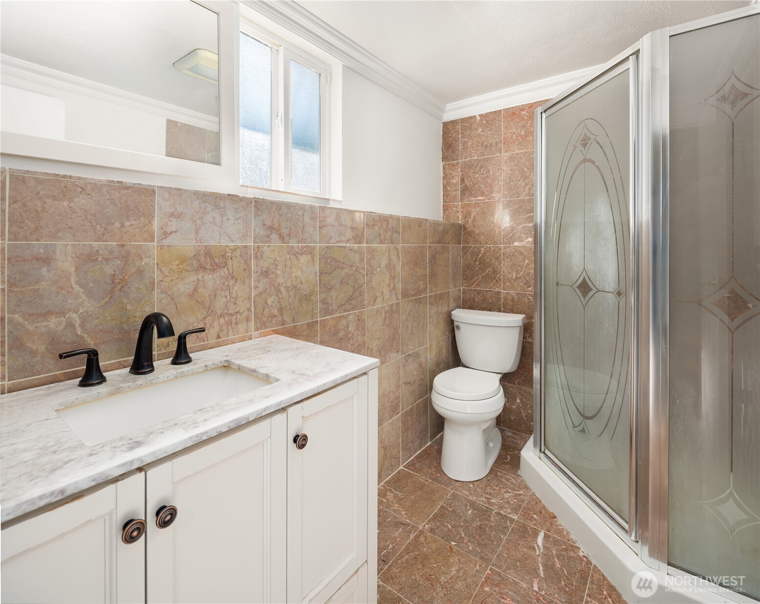 Kirkland, Washington, 98033, United States, 4 Bedrooms Bedrooms, ,2 BathroomsBathrooms,Residential,For Sale,1938855