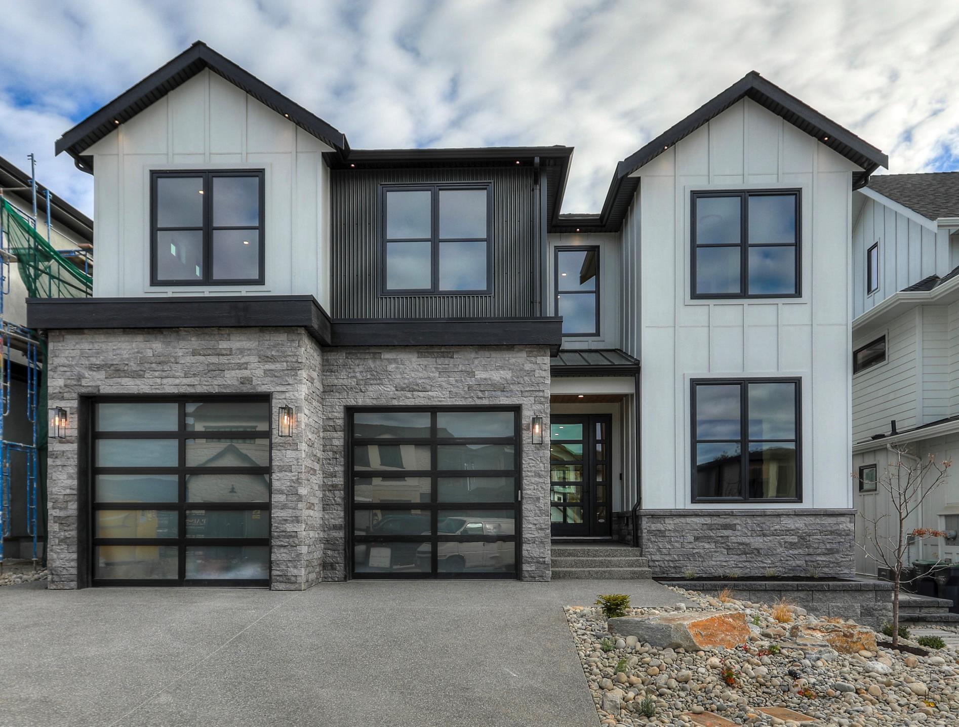 KELOWNA, British Columbia, V1W 0C4, CA, 5 Bedrooms Bedrooms, ,4 BathroomsBathrooms,Residential,For Sale,1960562