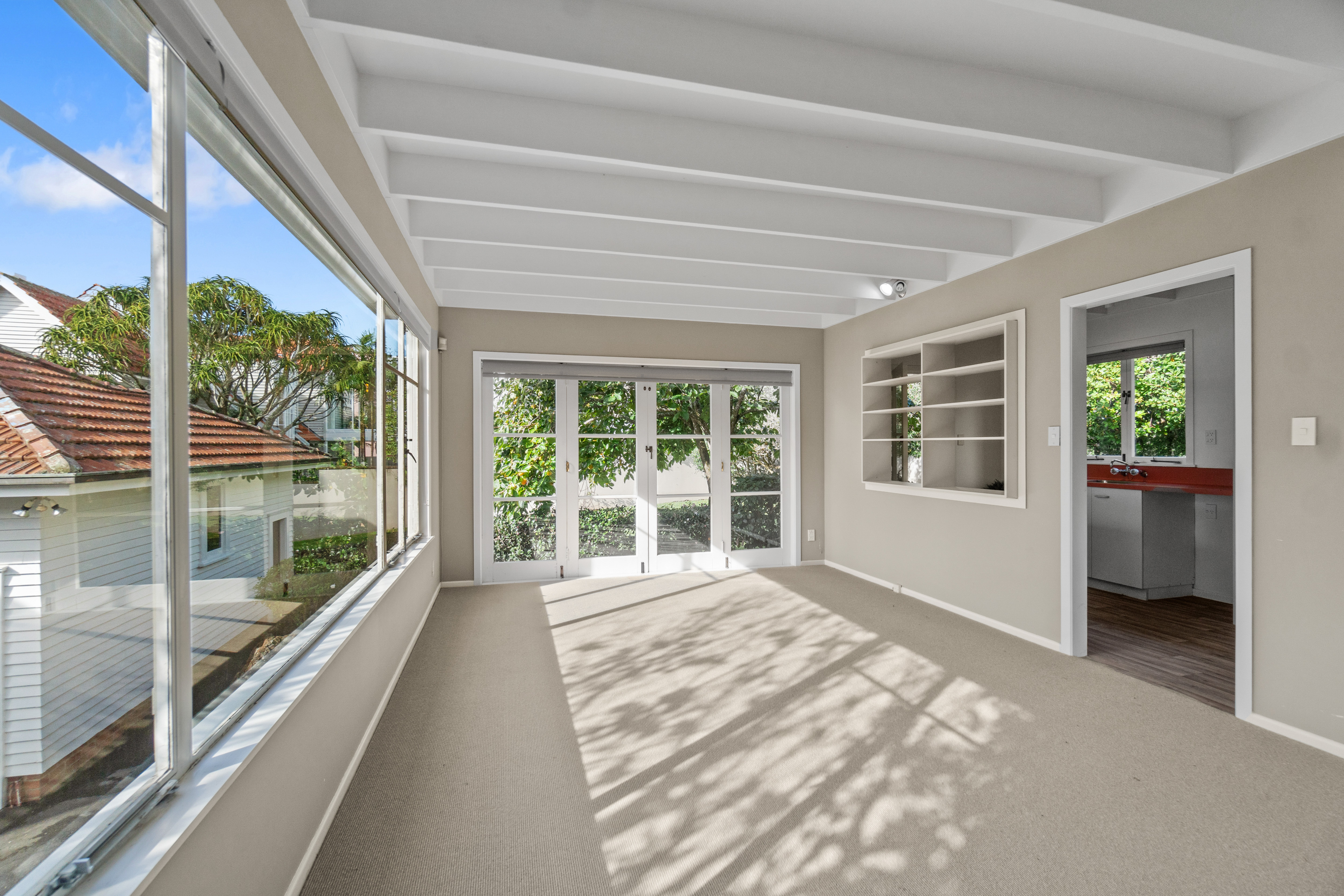  82 Paritai Drive, Orakei - 物件實景