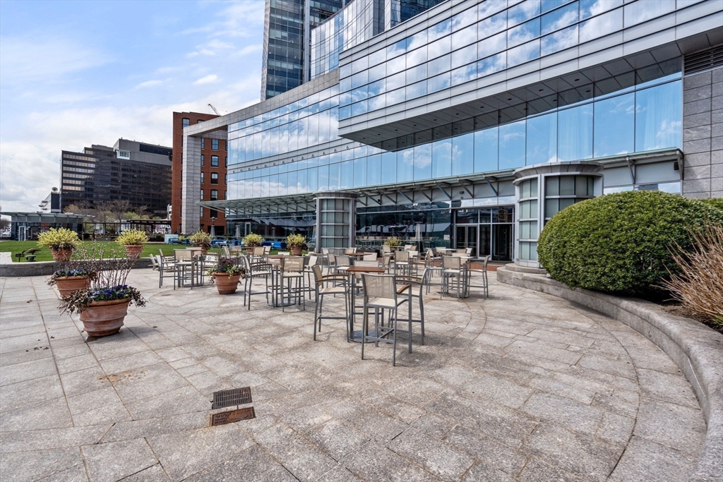 Boston, Massachusetts, 02210, United States, 3 Bedrooms Bedrooms, ,4 BathroomsBathrooms,Residential,For Sale,1821296