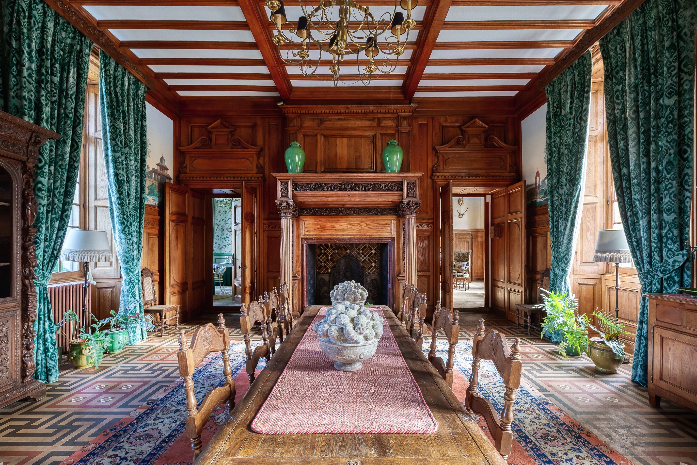  FOR SALE - Exceptional Estate with a Château - 30mn from POITIERS (TGV) - 物件實景