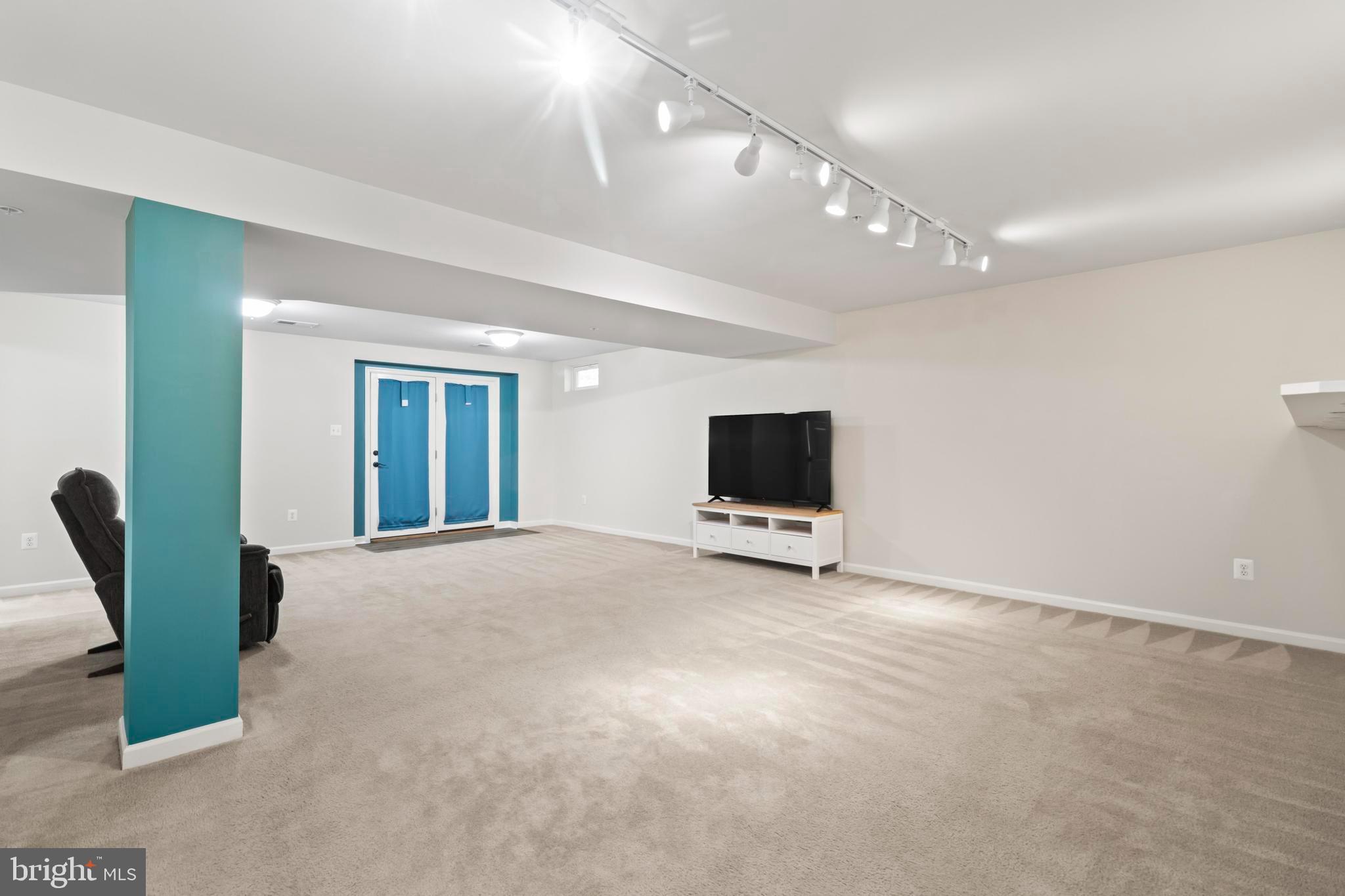 La Plata, Maryland, 20646, United States, 4 Bedrooms Bedrooms, ,4 BathroomsBathrooms,Residential,For Sale,1990810