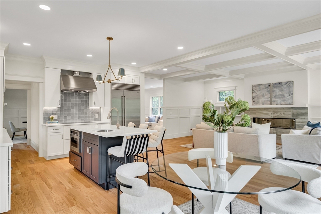 Lexington, Massachusetts, 02421, United States, 5 Bedrooms Bedrooms, ,5 BathroomsBathrooms,Residential,For Sale,1849755