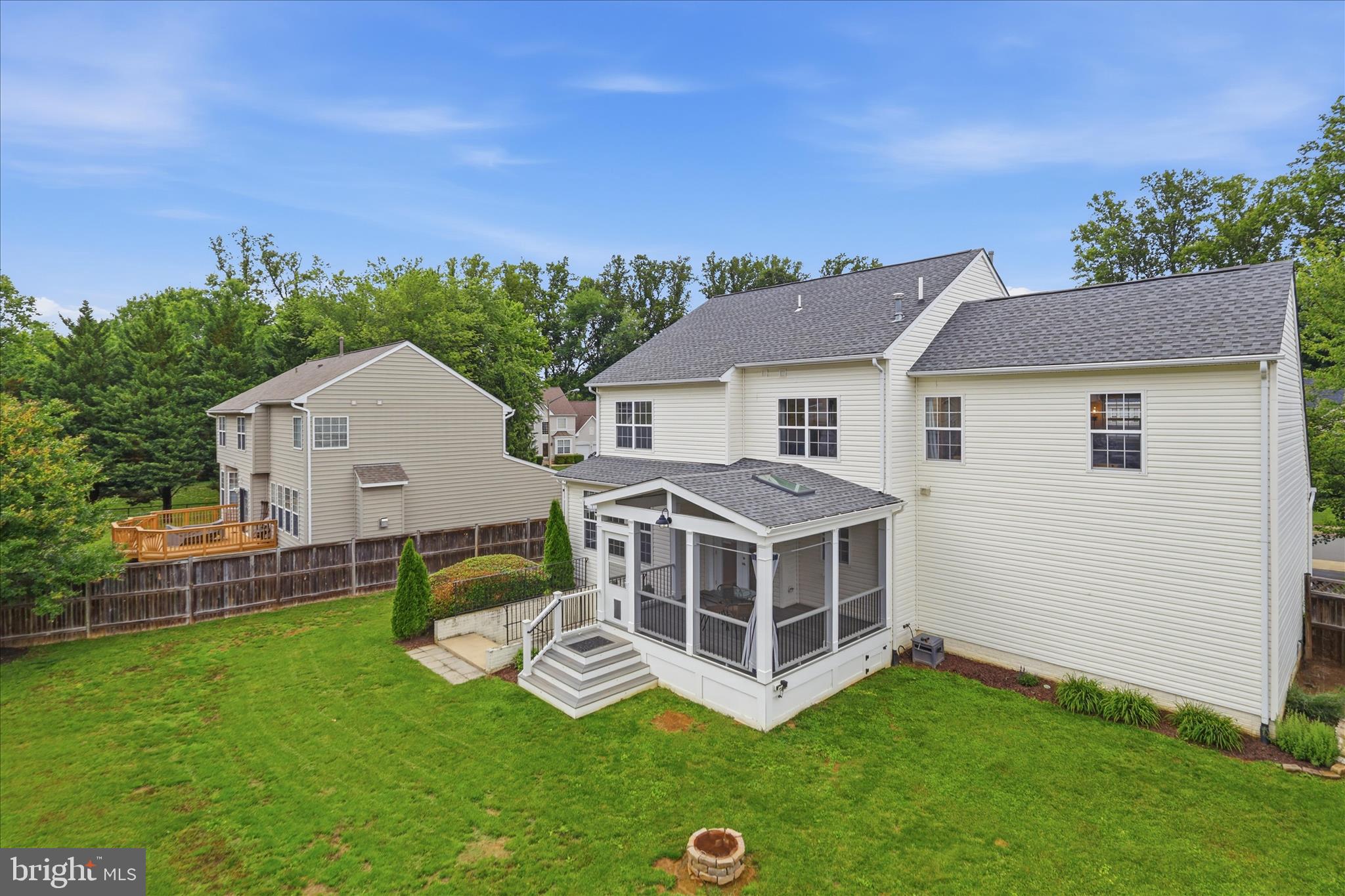 Woodbridge, Virginia, 22193, United States, 4 Bedrooms Bedrooms, ,4 BathroomsBathrooms,Residential,For Sale,2048672