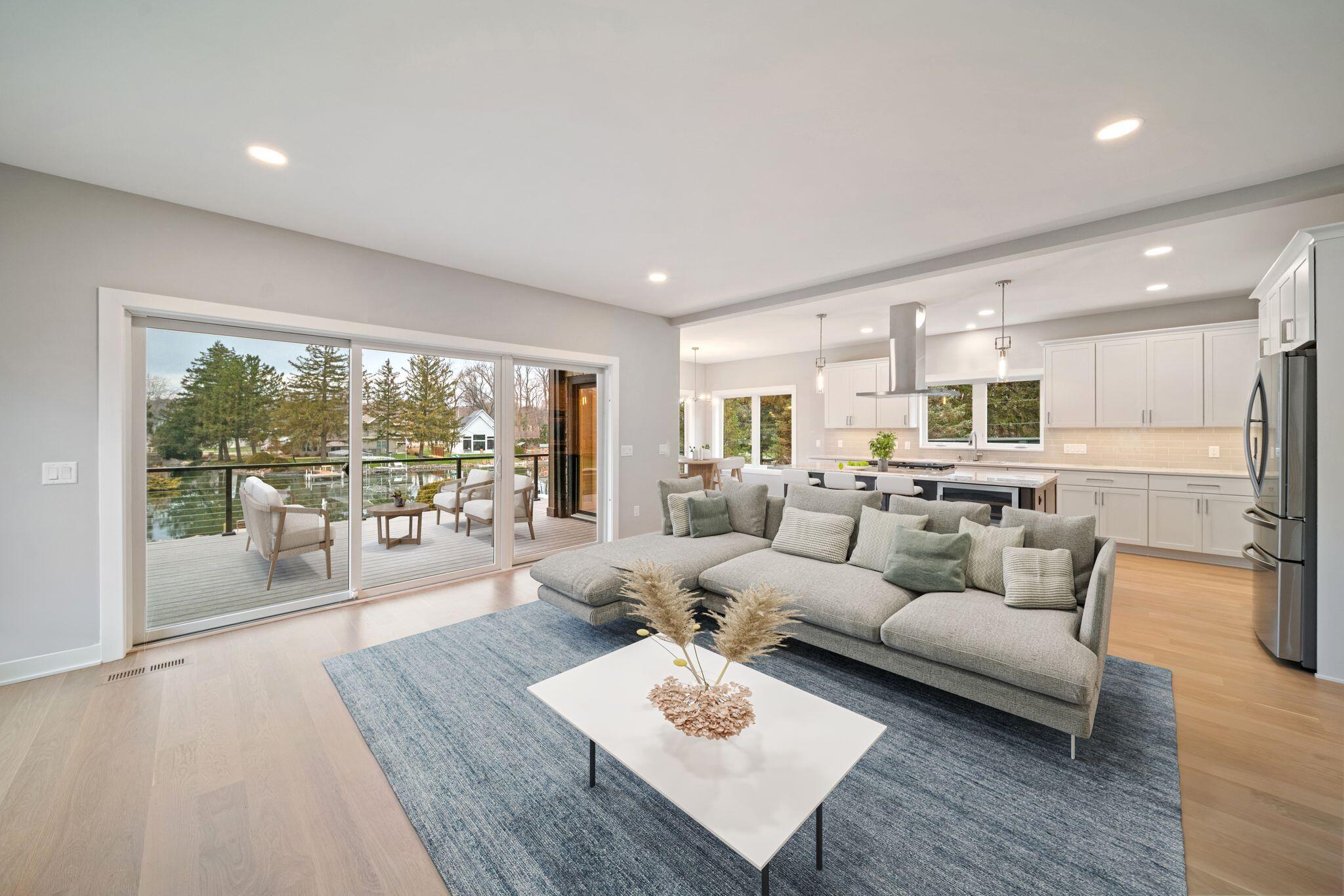 Burlington, Wisconsin, 53105, United States, 6 Bedrooms Bedrooms, ,4 BathroomsBathrooms,Residential,For Sale,2003027