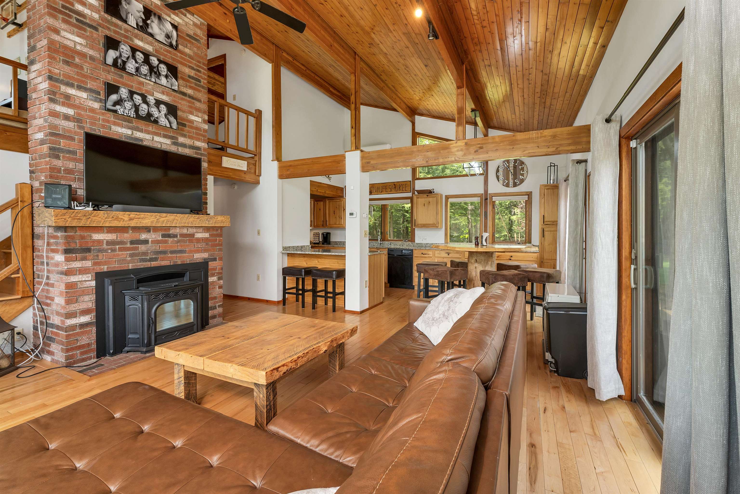 Laconia, New Hampshire, 03246, United States, 3 Bedrooms Bedrooms, ,2 BathroomsBathrooms,Residential,For Sale,1938824