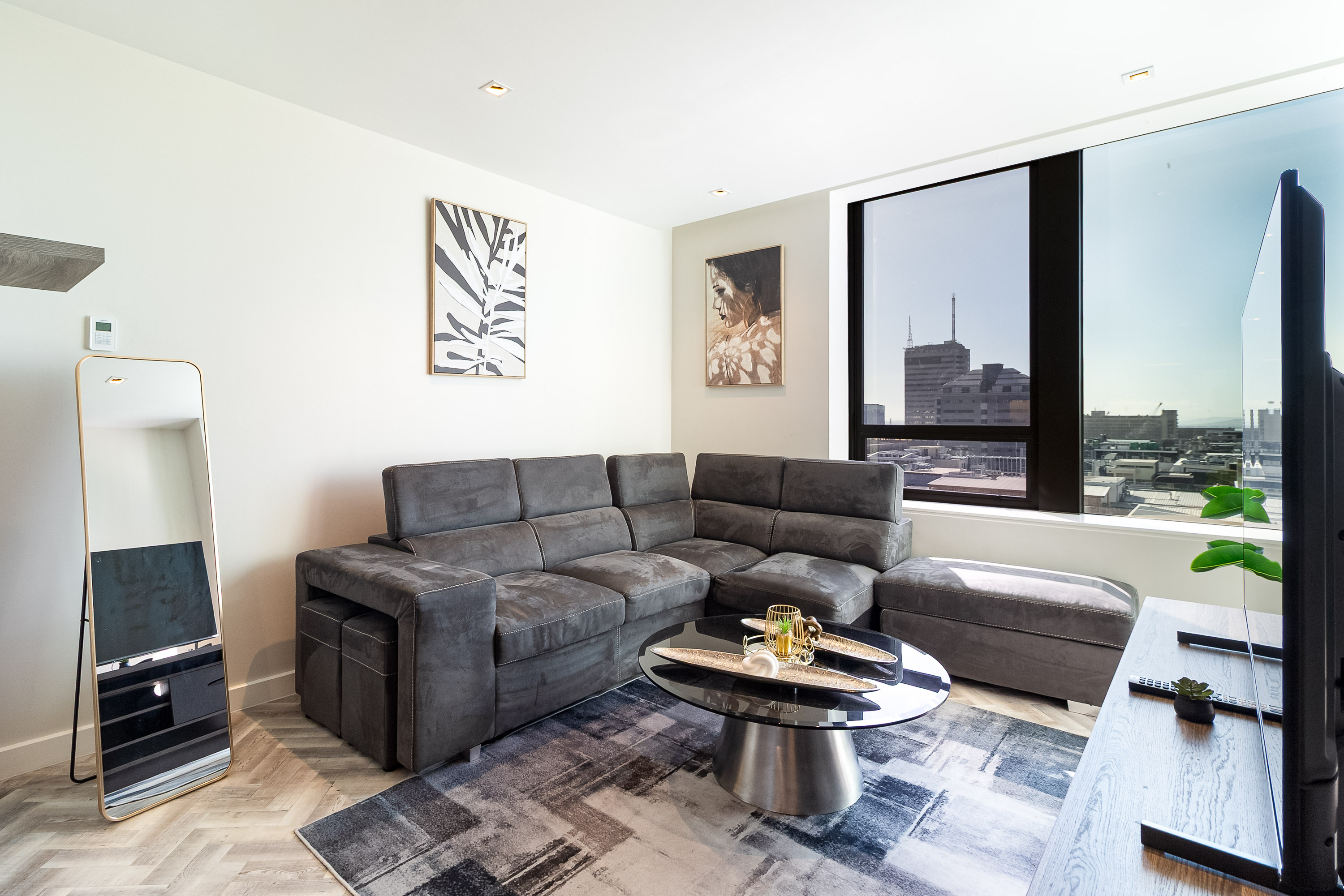  1504  Foreshore Place - 物件實景
