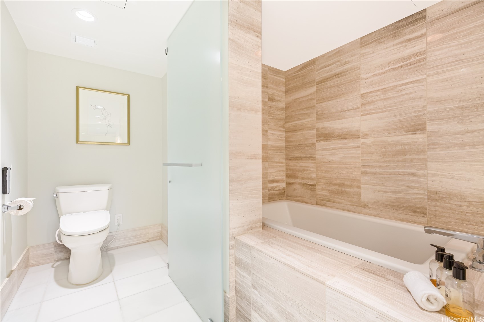 Honolulu, Hawaii, 96815, United States, ,Residential,For Sale,1793249