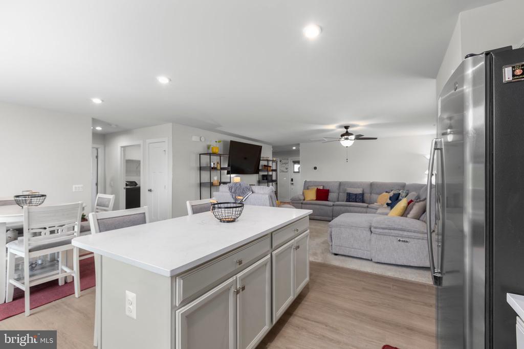 King George, Virginia, 22485, United States, 4 Bedrooms Bedrooms, ,3 BathroomsBathrooms,Residential,For Sale,1954552