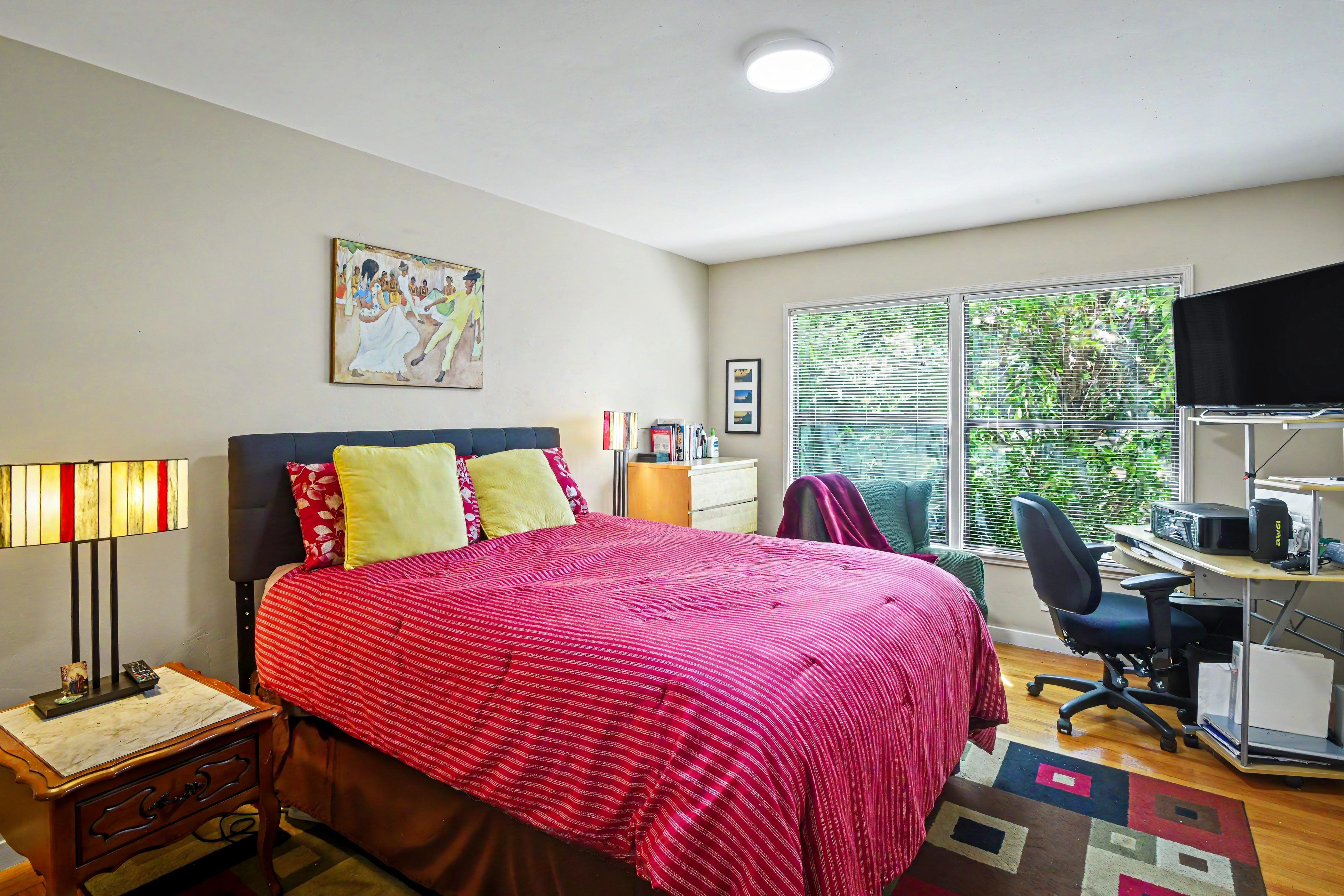  Ground-Level Garden Condo - 物件實景