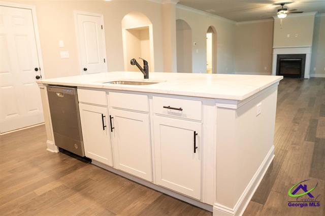 Bonaire, Georgia, 31005, United States, 6 Bedrooms Bedrooms, ,5 BathroomsBathrooms,Residential,For Sale,1913807