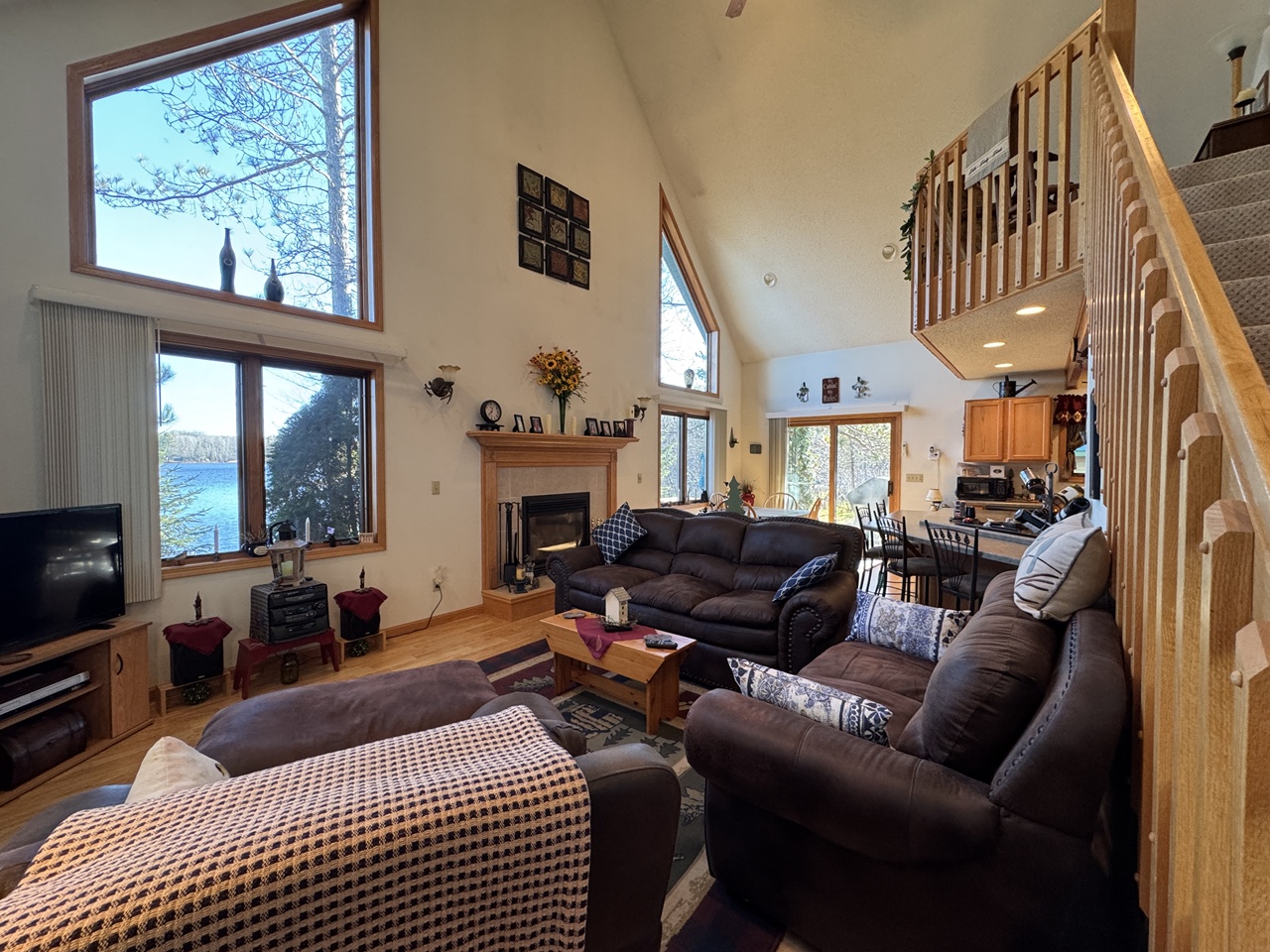 Oma, Wisconsin, 54534, United States, 2 Bedrooms Bedrooms, ,2 BathroomsBathrooms,Residential,For Sale,1995174