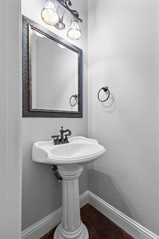 Mabank, Texas, 75147, United States, 3 Bedrooms Bedrooms, ,3 BathroomsBathrooms,Residential,For Sale,1713572