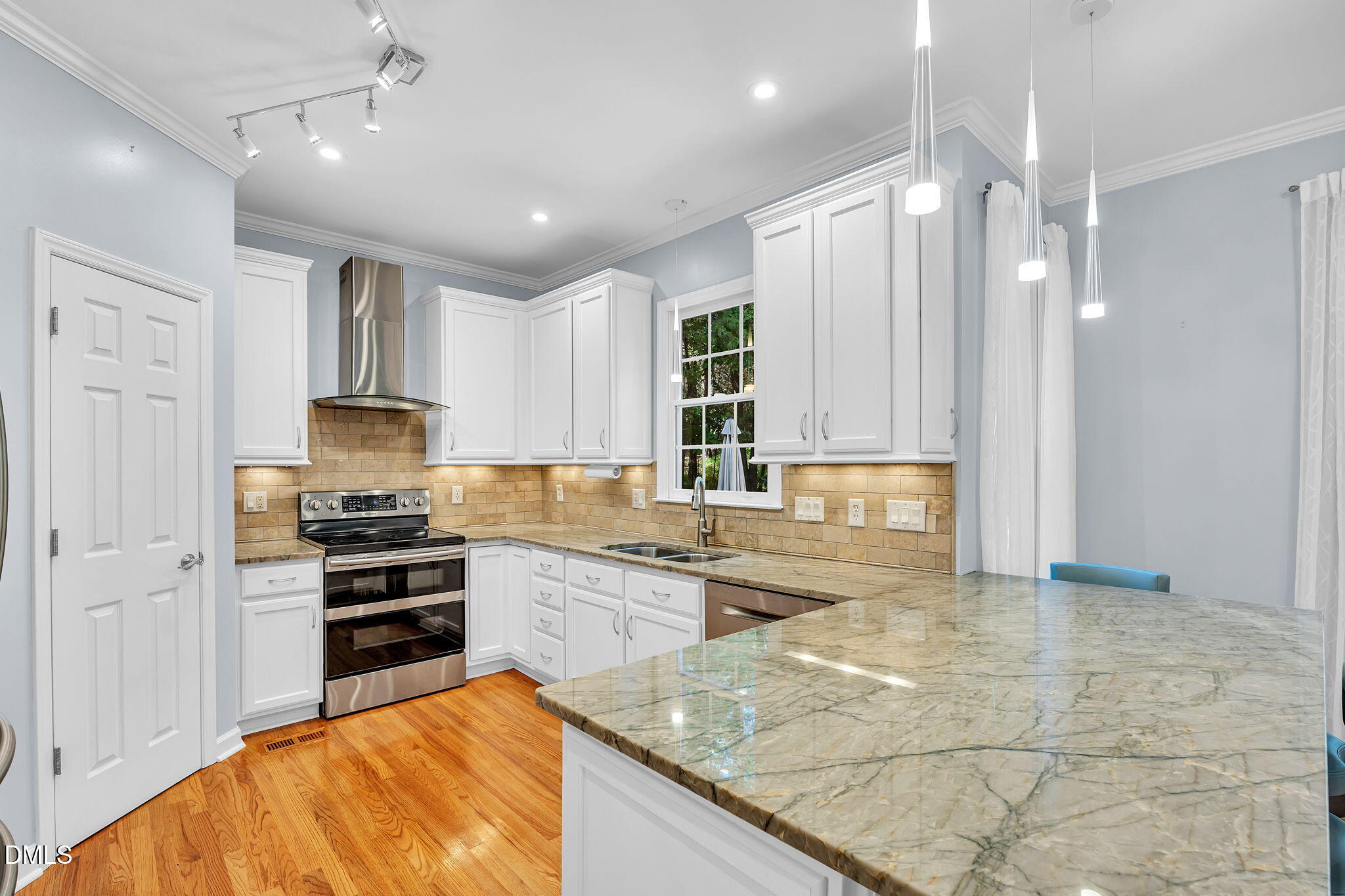 Durham, North Carolina, 27712, United States, 5 Bedrooms Bedrooms, ,3 BathroomsBathrooms,Residential,For Sale,1980310