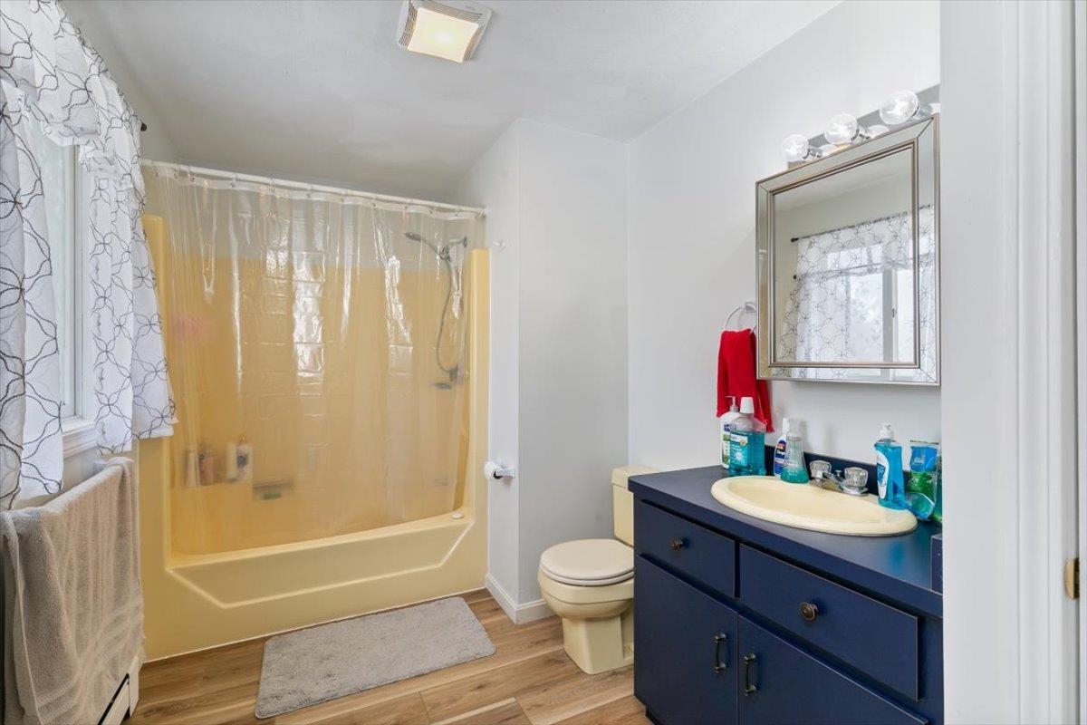 Milton, New Hampshire, 03851, United States, ,Residential,For Sale,1982719