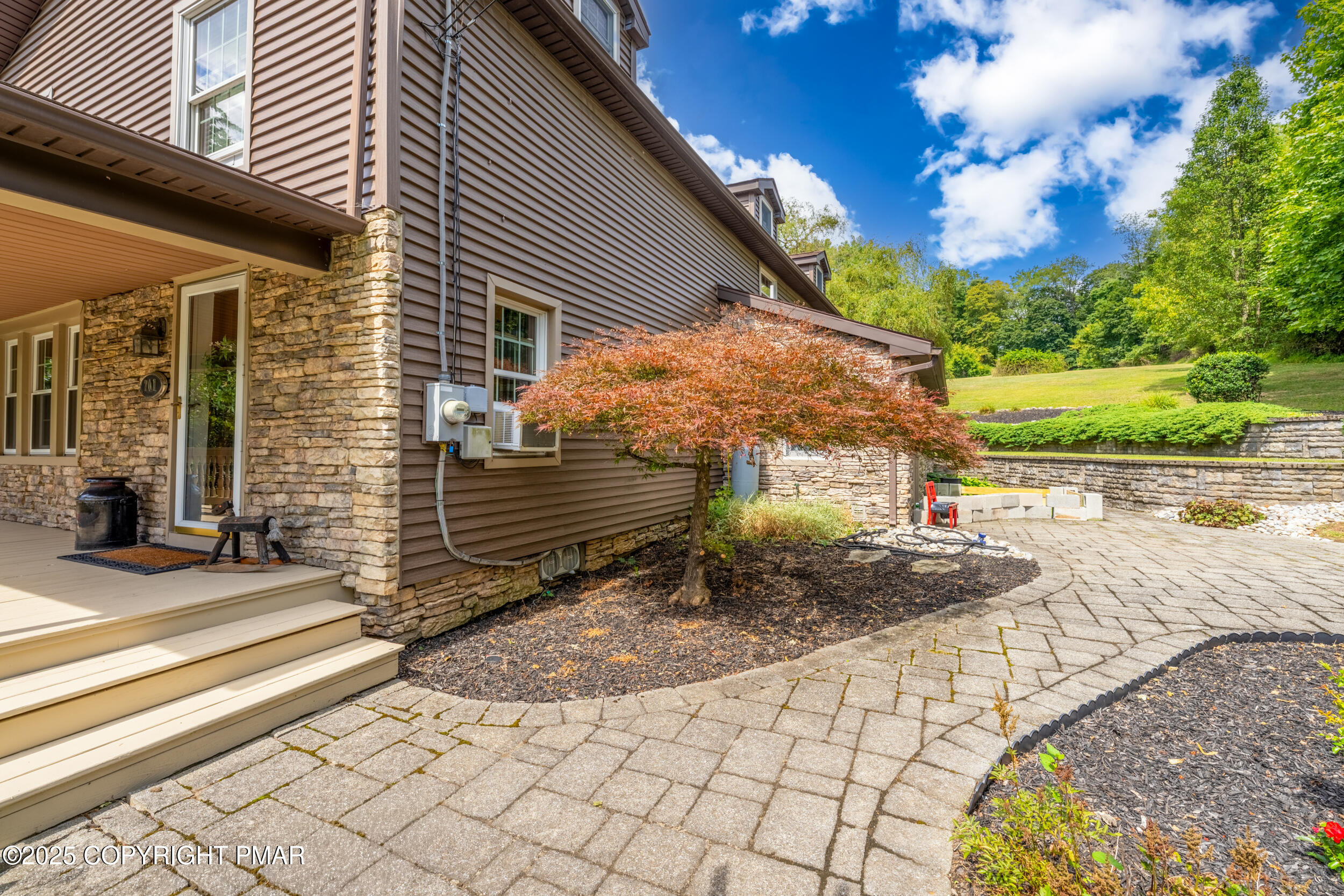 Bangor, Pennsylvania, 18013, United States, 3 Bedrooms Bedrooms, ,2 BathroomsBathrooms,Residential,For Sale,1934603