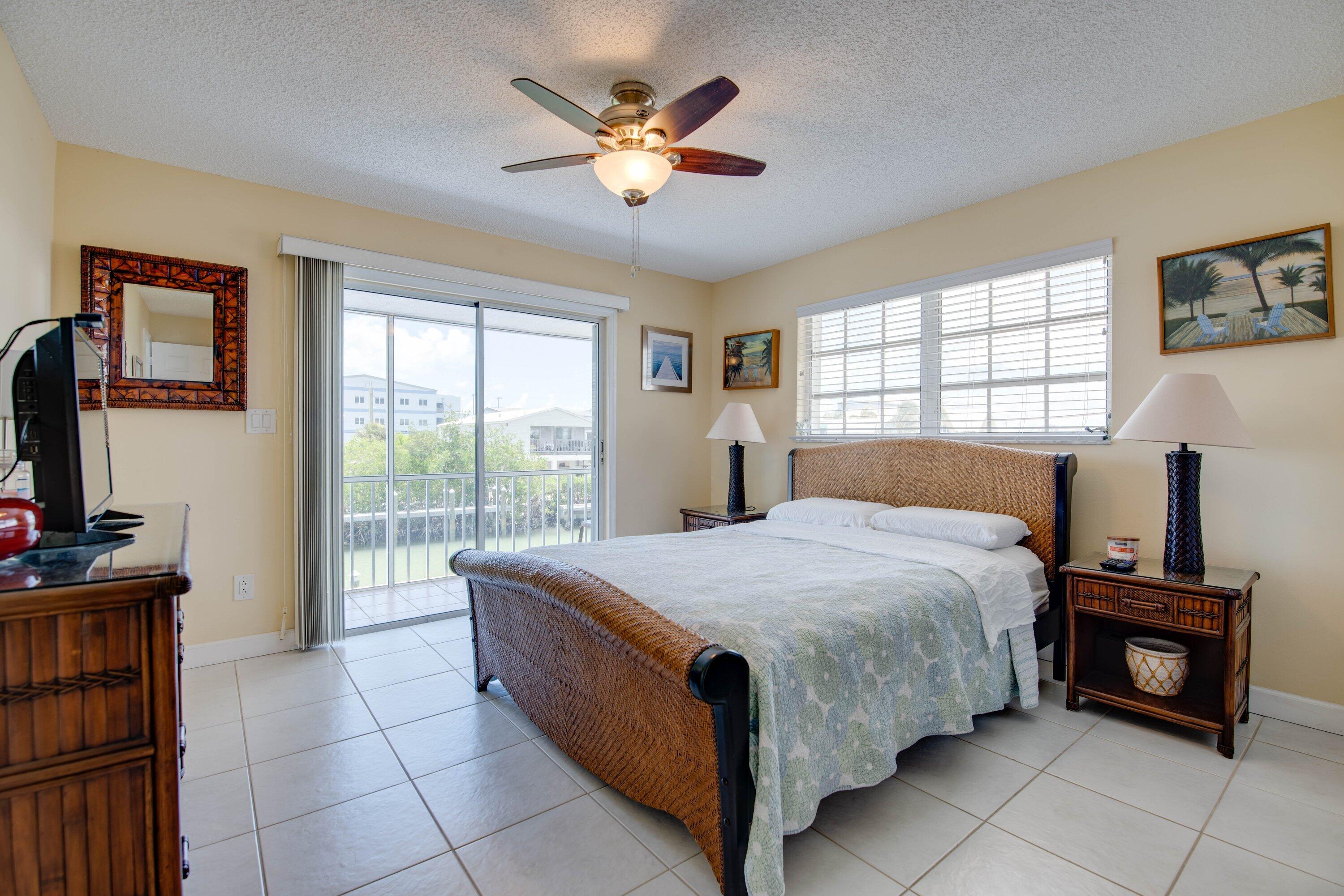MARATHON, Florida, 33050, United States, 2 Bedrooms Bedrooms, ,2 BathroomsBathrooms,Residential,For Sale,1885329
