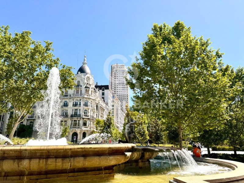 Madrid, Comunidad de Madrid, ES, 3 Bedrooms Bedrooms, ,2 BathroomsBathrooms,Residential,For Sale,1875285