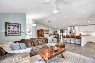 Davie, Florida, 33325, United States, 3 Bedrooms Bedrooms, ,2 BathroomsBathrooms,Residential,For Sale,2049200
