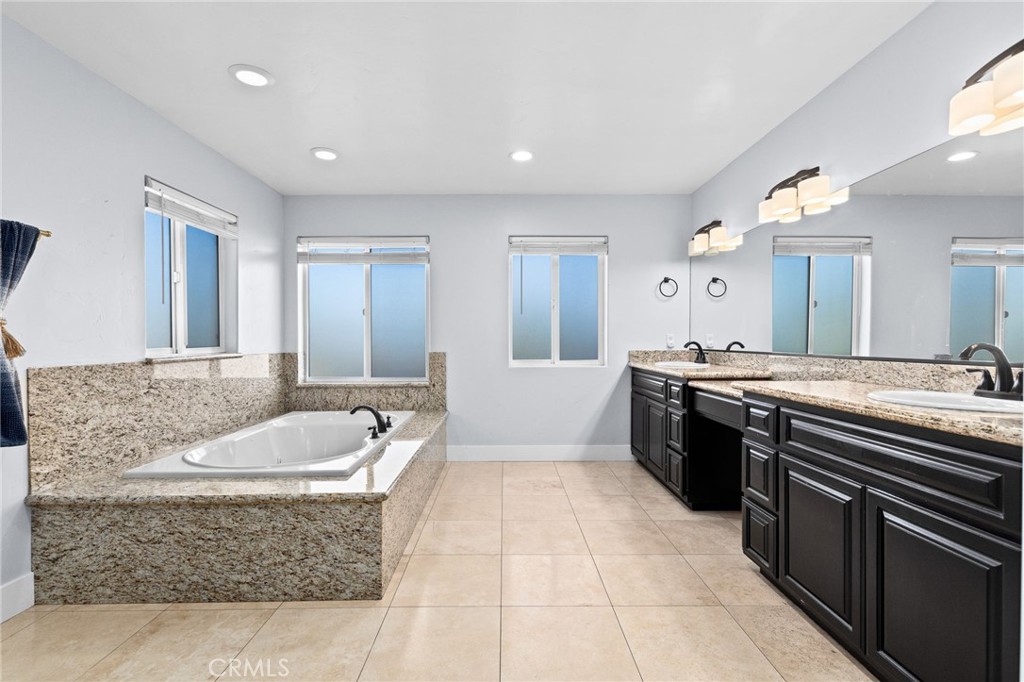 Canyon Lake, California, 92587, United States, 5 Bedrooms Bedrooms, ,4 BathroomsBathrooms,Residential,For Sale,2024689