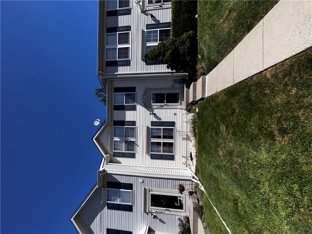 Westview Dr, Perkiomenville, PA 18074