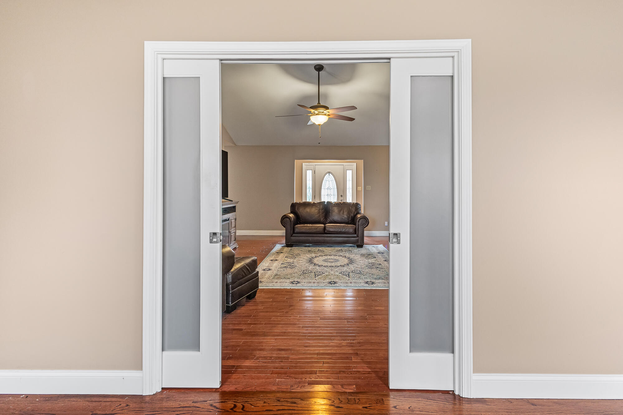 Greenback, Tennessee, 37742, United States, 3 Bedrooms Bedrooms, ,2 BathroomsBathrooms,Residential,For Sale,1996509