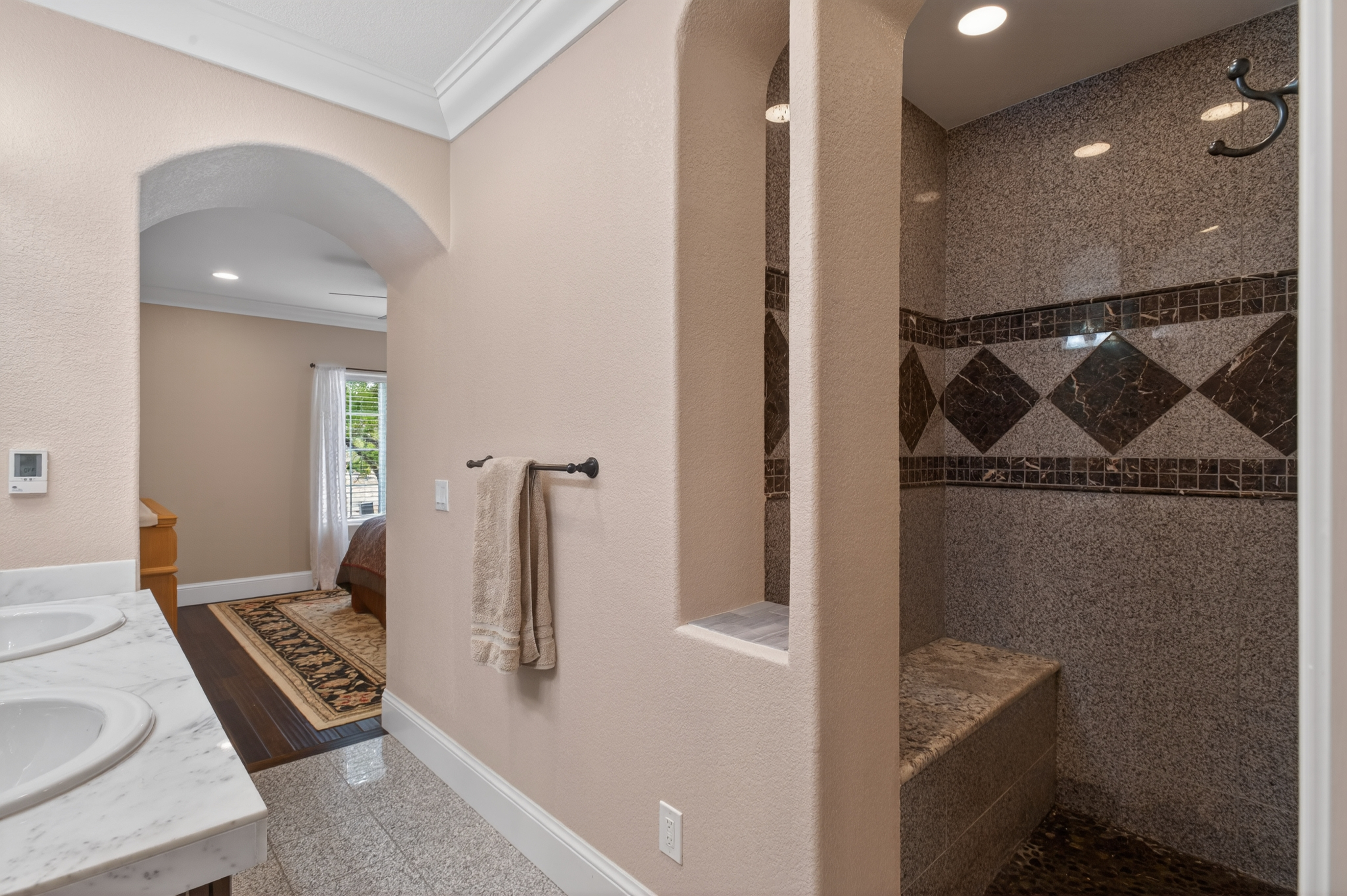  Backcountry Living: Open Space Views, Wet Bar Theater & Luxury Primary Suite - 物件實景