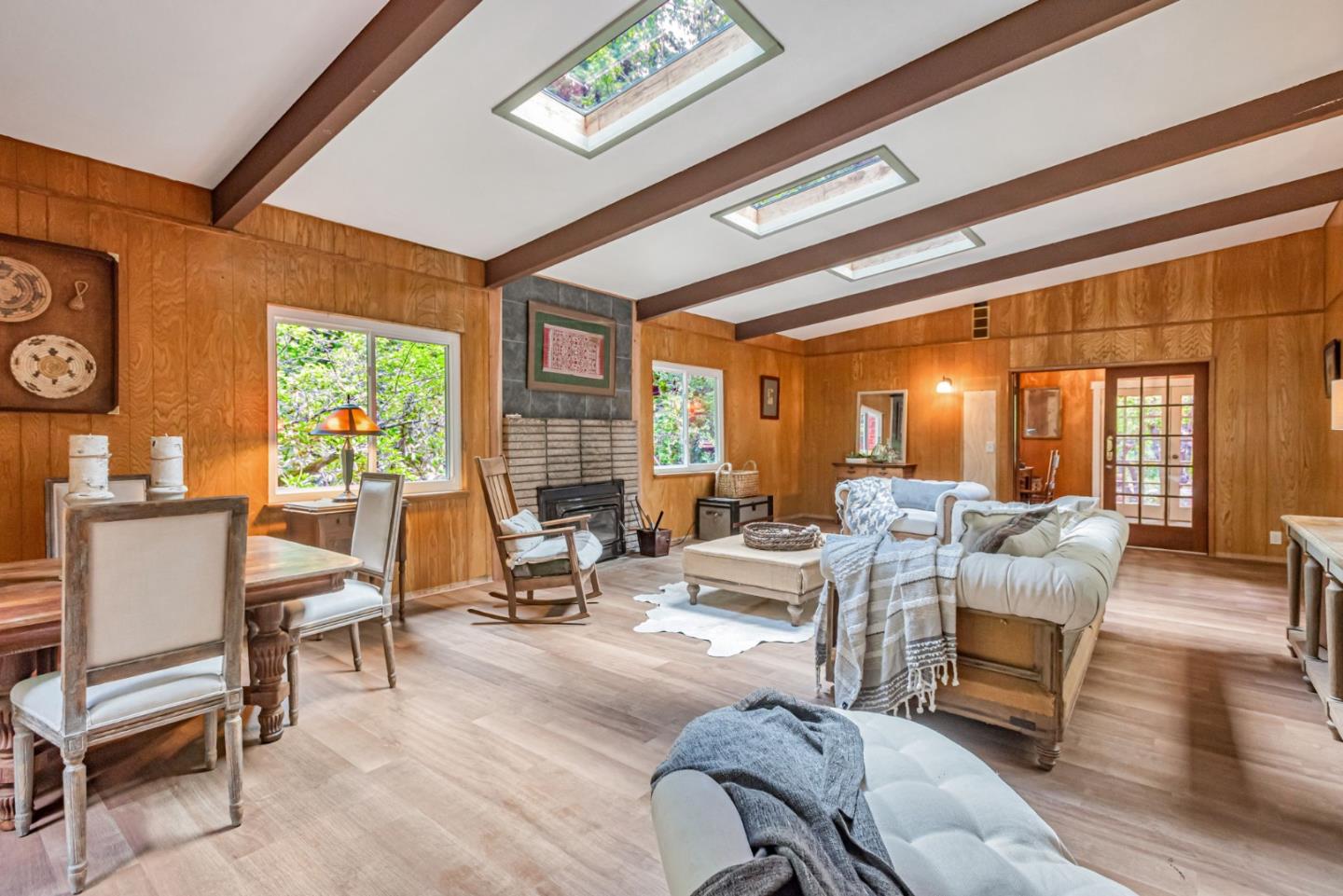 Pescadero, California, 94060, United States, 3 Bedrooms Bedrooms, ,2 BathroomsBathrooms,Residential,For Sale,1902699