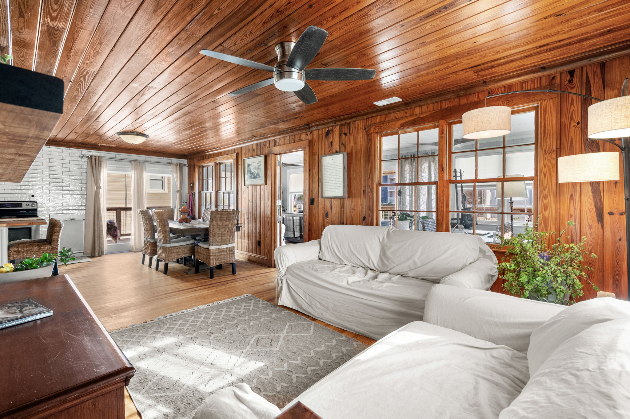 North Myrtle Beach, South Carolina, 29582, United States, 6 Bedrooms Bedrooms, ,3 BathroomsBathrooms,Residential,For Sale,1994221