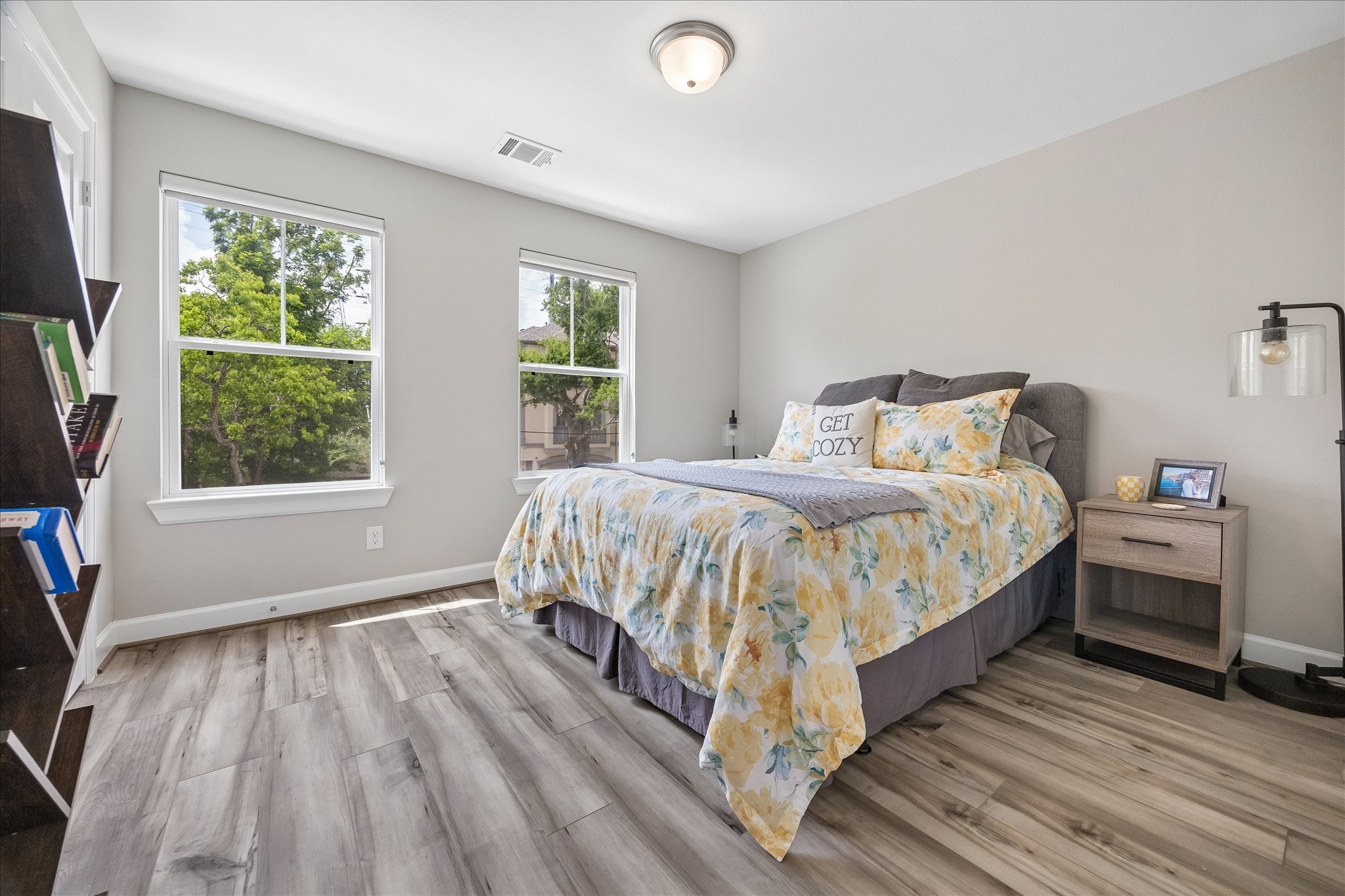  4283 Childress Street - 物件實景