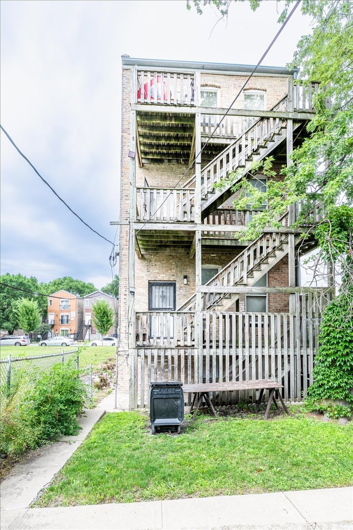 Chicago, Illinois, 60623, United States, 11 Bedrooms Bedrooms, ,Residential,For Sale,1984731