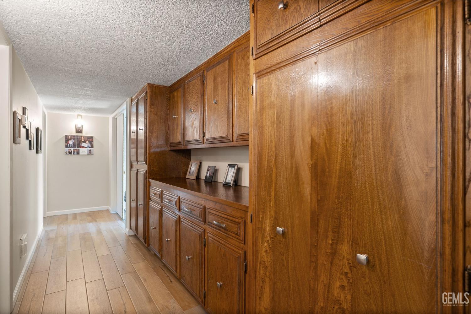 Bakersfield, California, 93309, United States, 3 Bedrooms Bedrooms, ,3 BathroomsBathrooms,Residential,For Sale,1882535