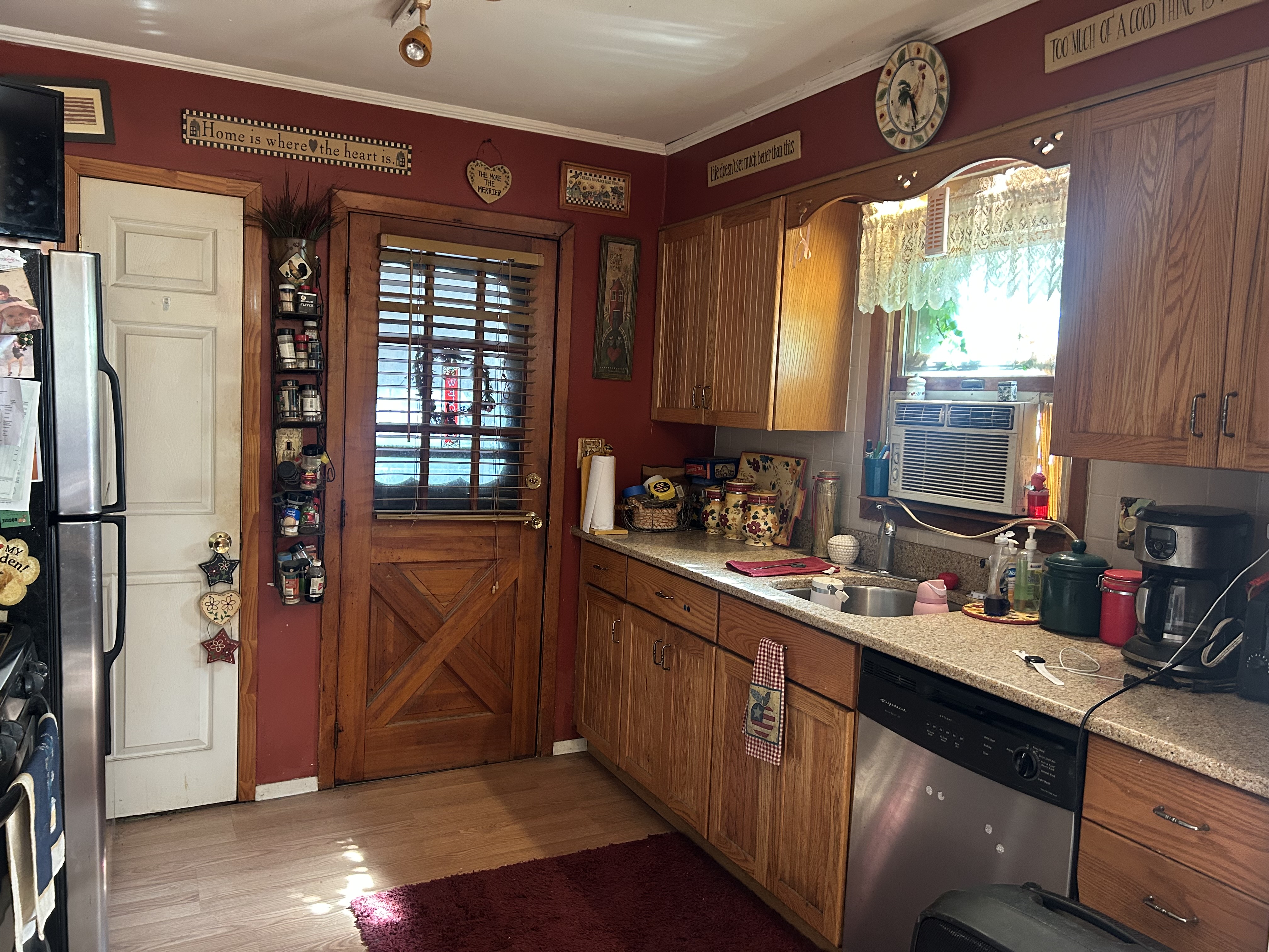 Copiague, New York, 11726, United States, 4 Bedrooms Bedrooms, ,2 BathroomsBathrooms,Residential,For Sale,1957833