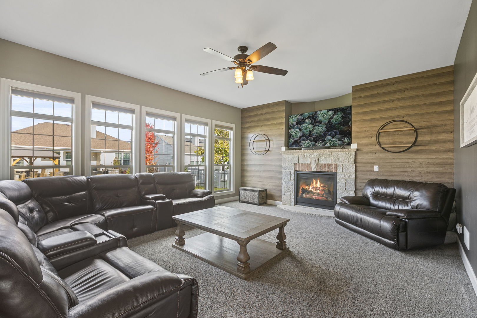 Plainfield, Illinois, 60586, United States, 4 Bedrooms Bedrooms, ,4 BathroomsBathrooms,Residential,For Sale,1989216