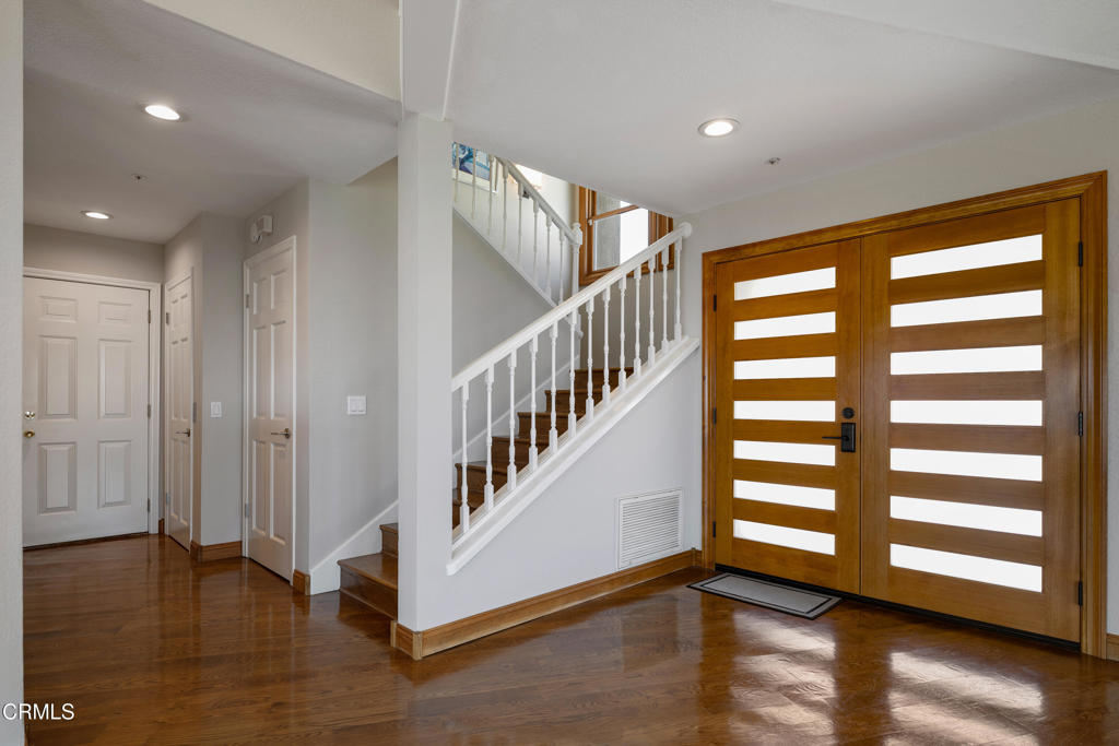 Altadena, California, 91001, United States, 5 Bedrooms Bedrooms, ,6 BathroomsBathrooms,Residential,For Sale,1989048