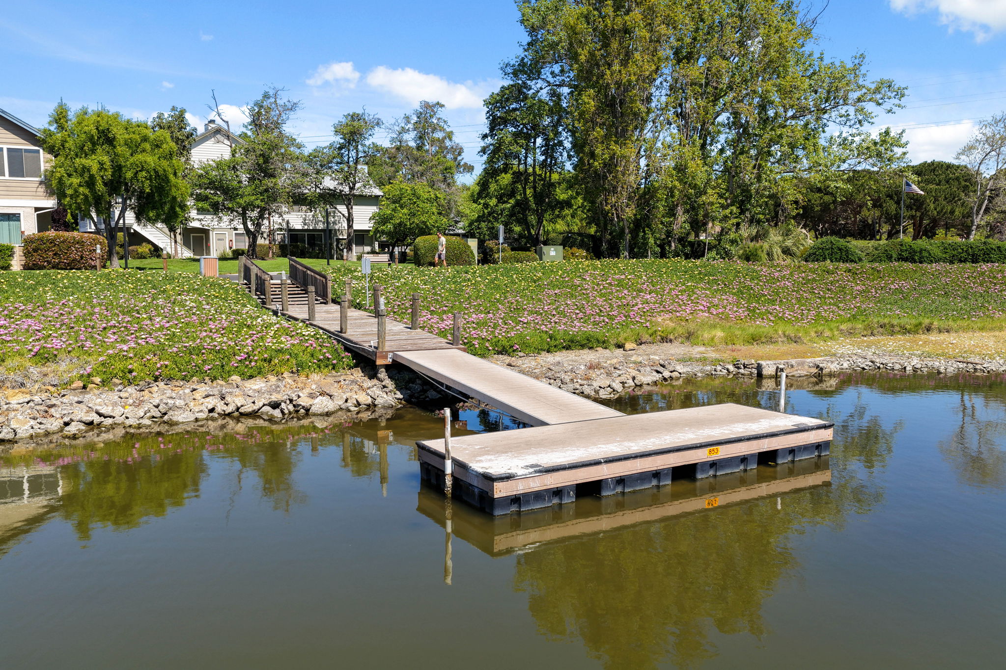  Waterfront Townhome-Style Condo - 物件實景