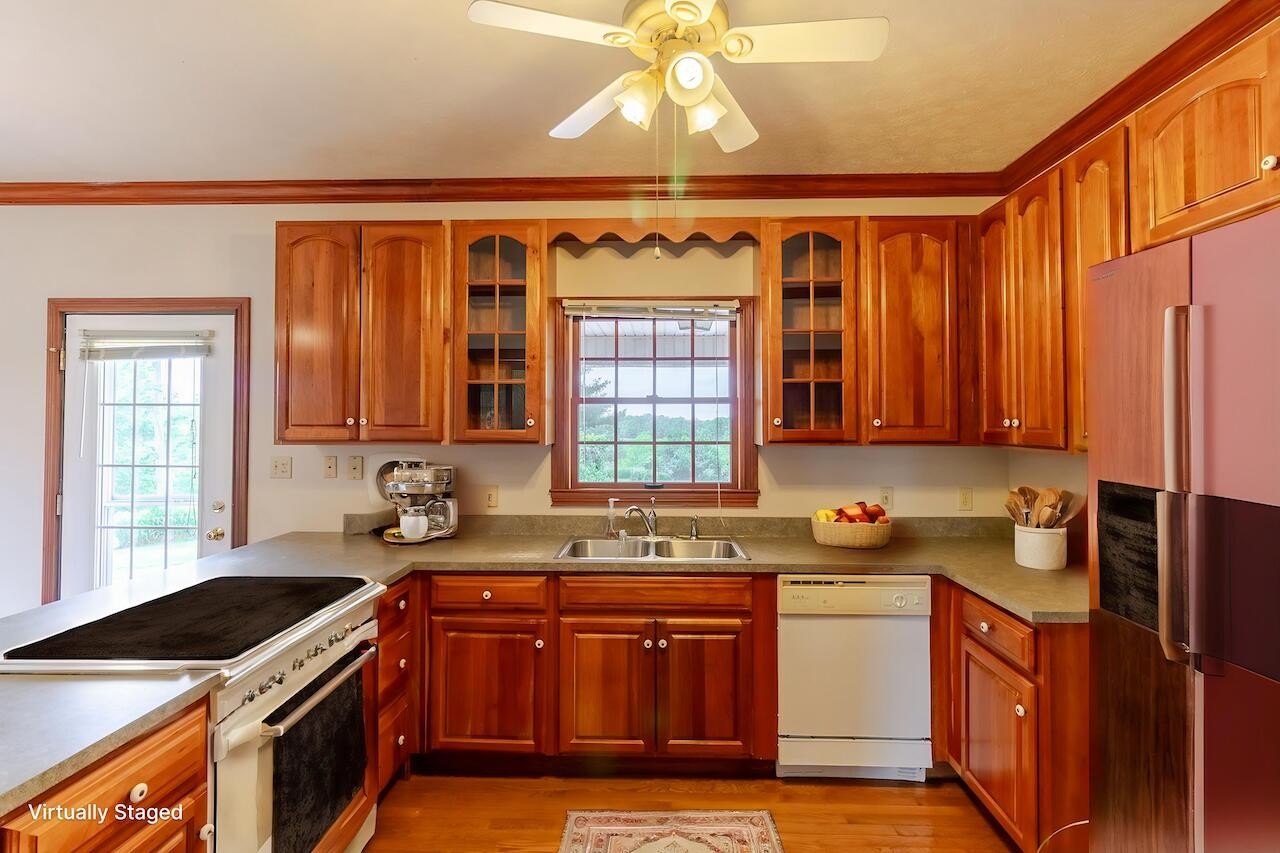 Glencoe, Kentucky, 41046, United States, 5 Bedrooms Bedrooms, ,4 BathroomsBathrooms,Residential,For Sale,1921882