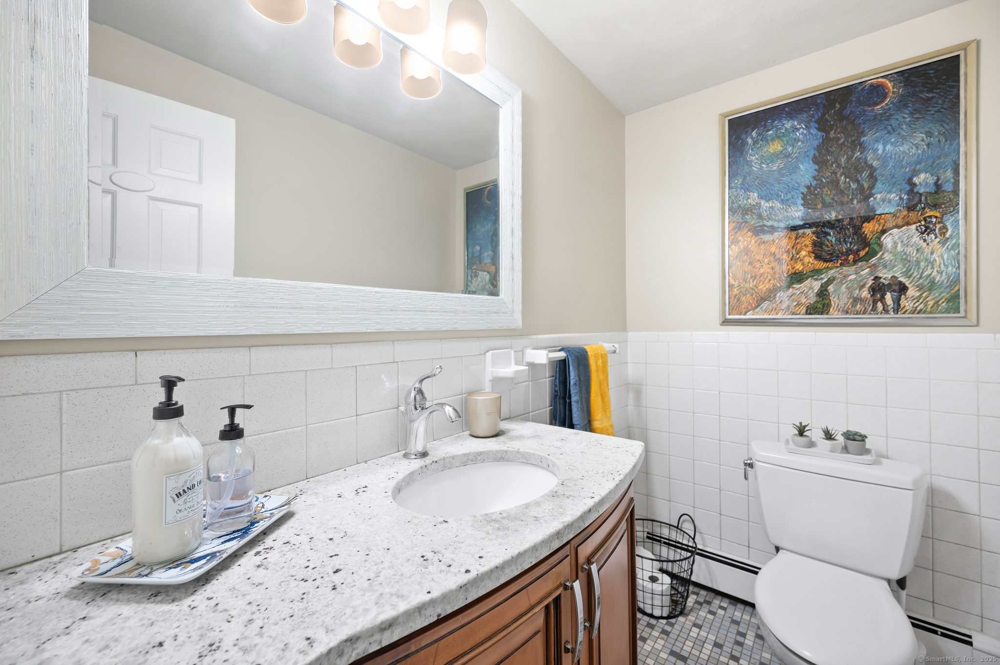 Manchester, Connecticut, 06040, United States, 4 Bedrooms Bedrooms, ,4 BathroomsBathrooms,Residential,For Sale,1988366