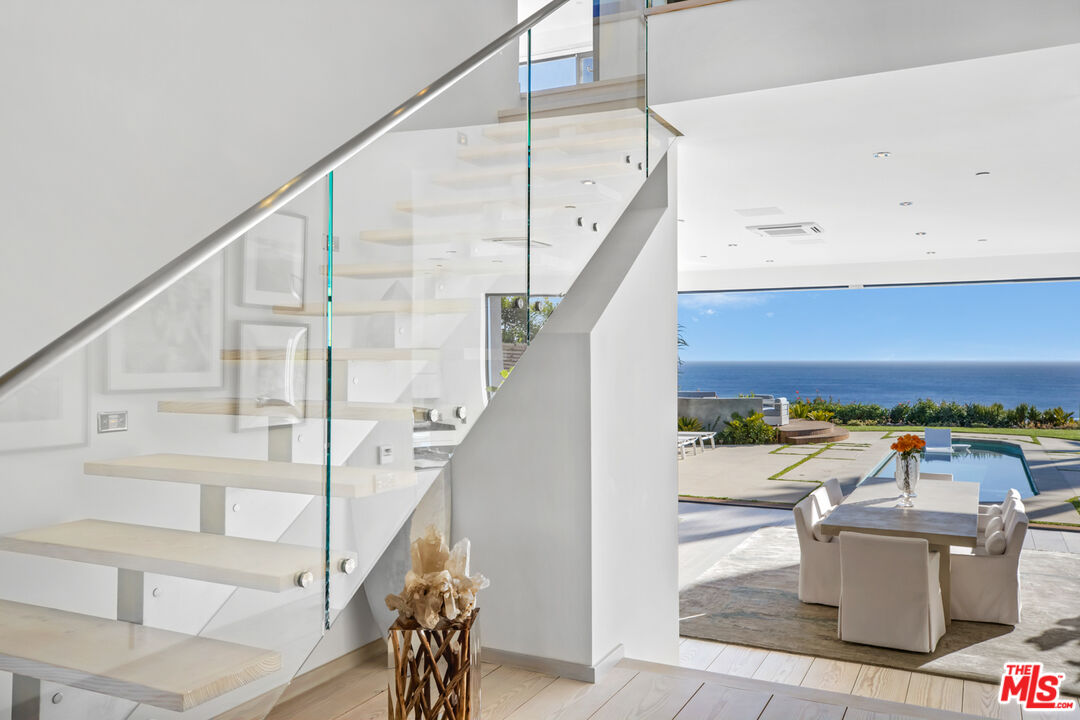 Malibu, California, 90265, United States, 3 Bedrooms Bedrooms, ,4 BathroomsBathrooms,Residential,For Sale,1746173