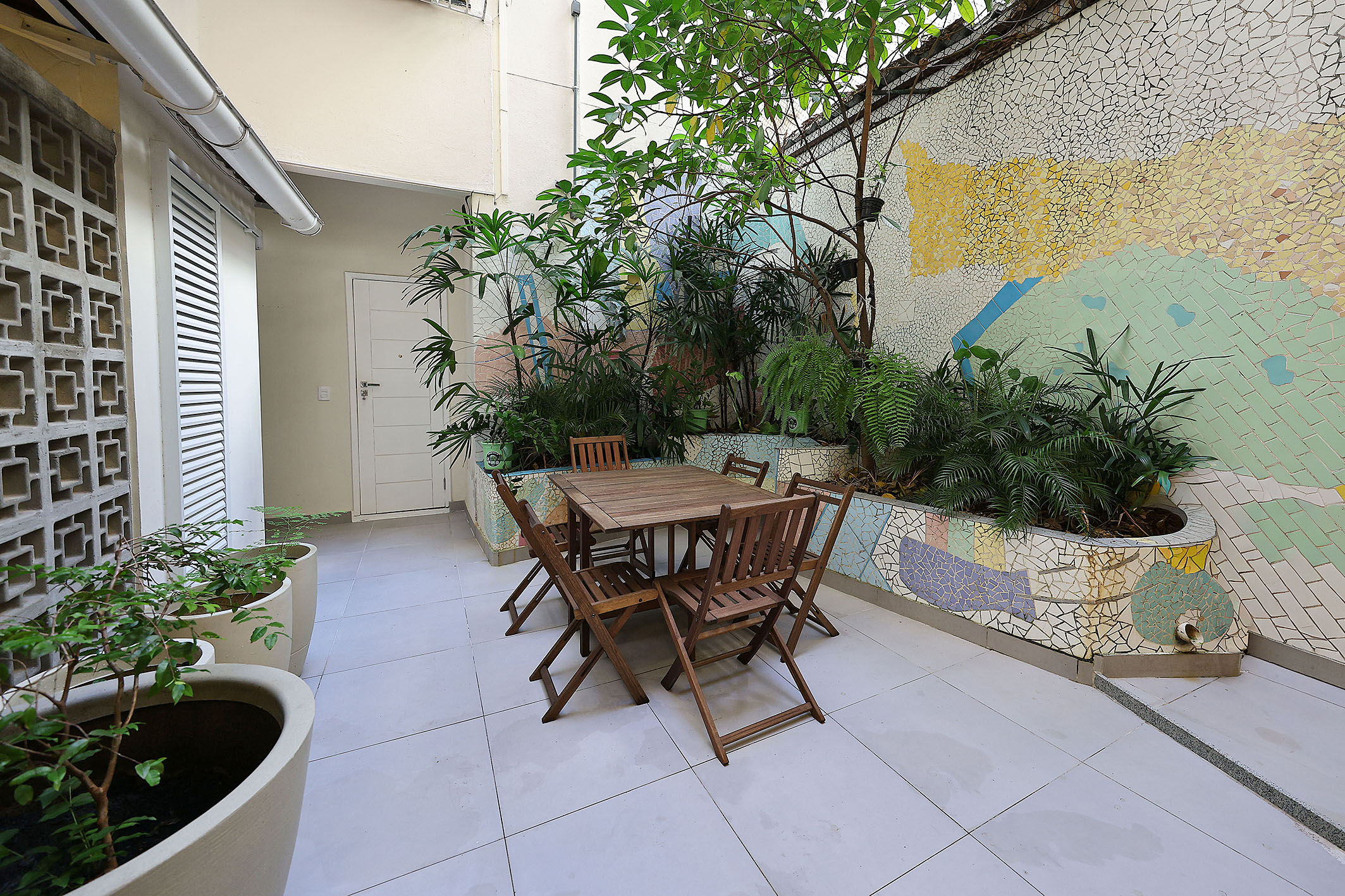  Garden apartment on a quiet street in Copacabana - 物件實景