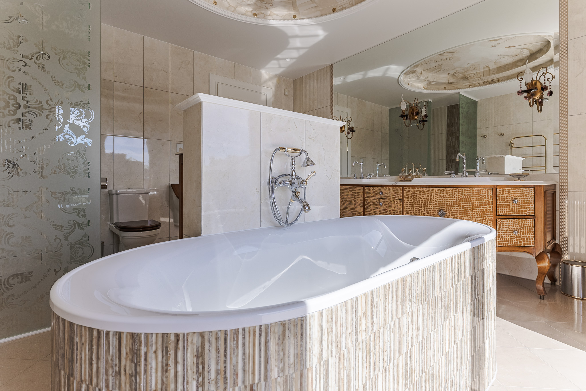  Exclusive private residence surrounded by golf courses - 物件實景