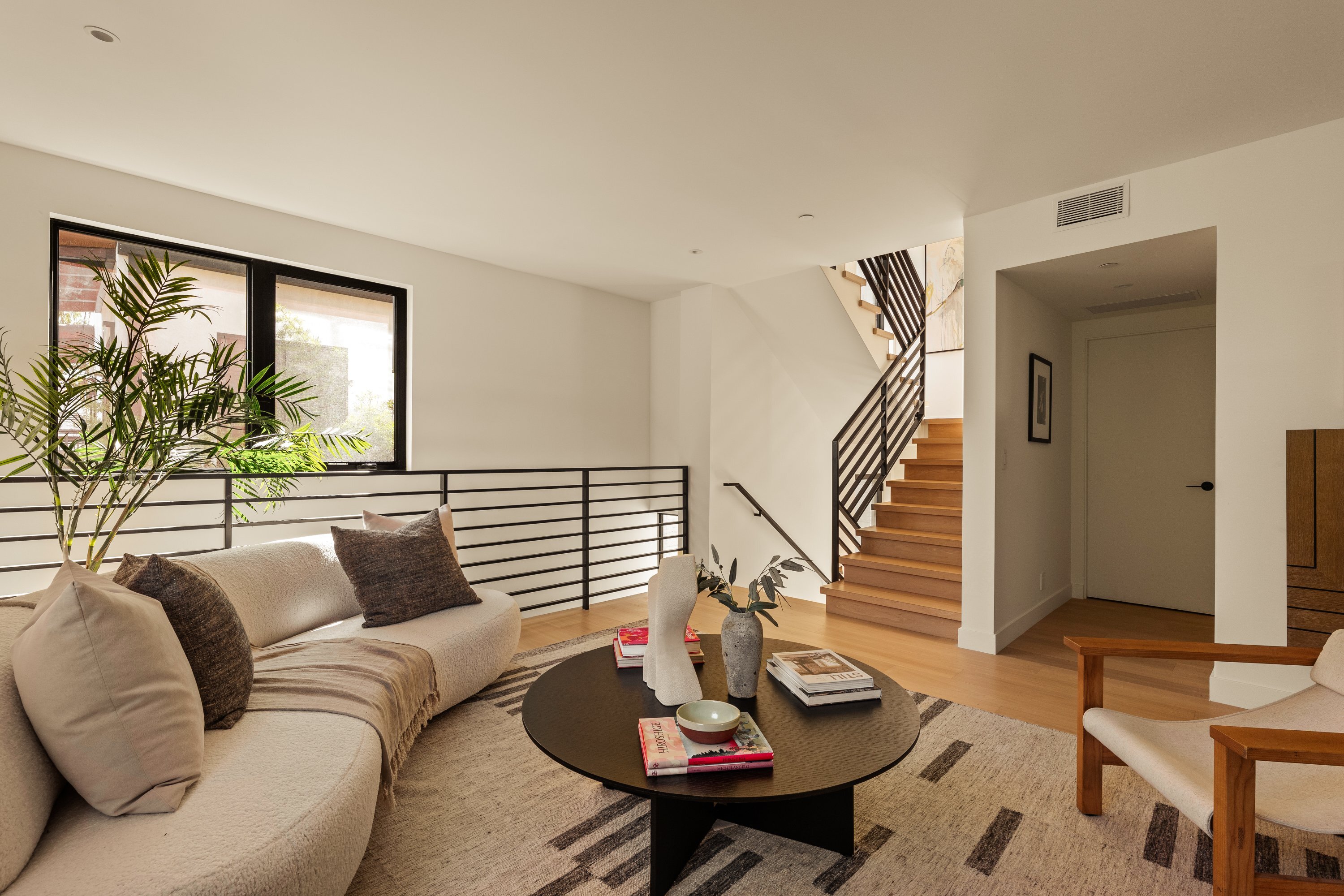  917 Hilldale Avenue - 物件實景