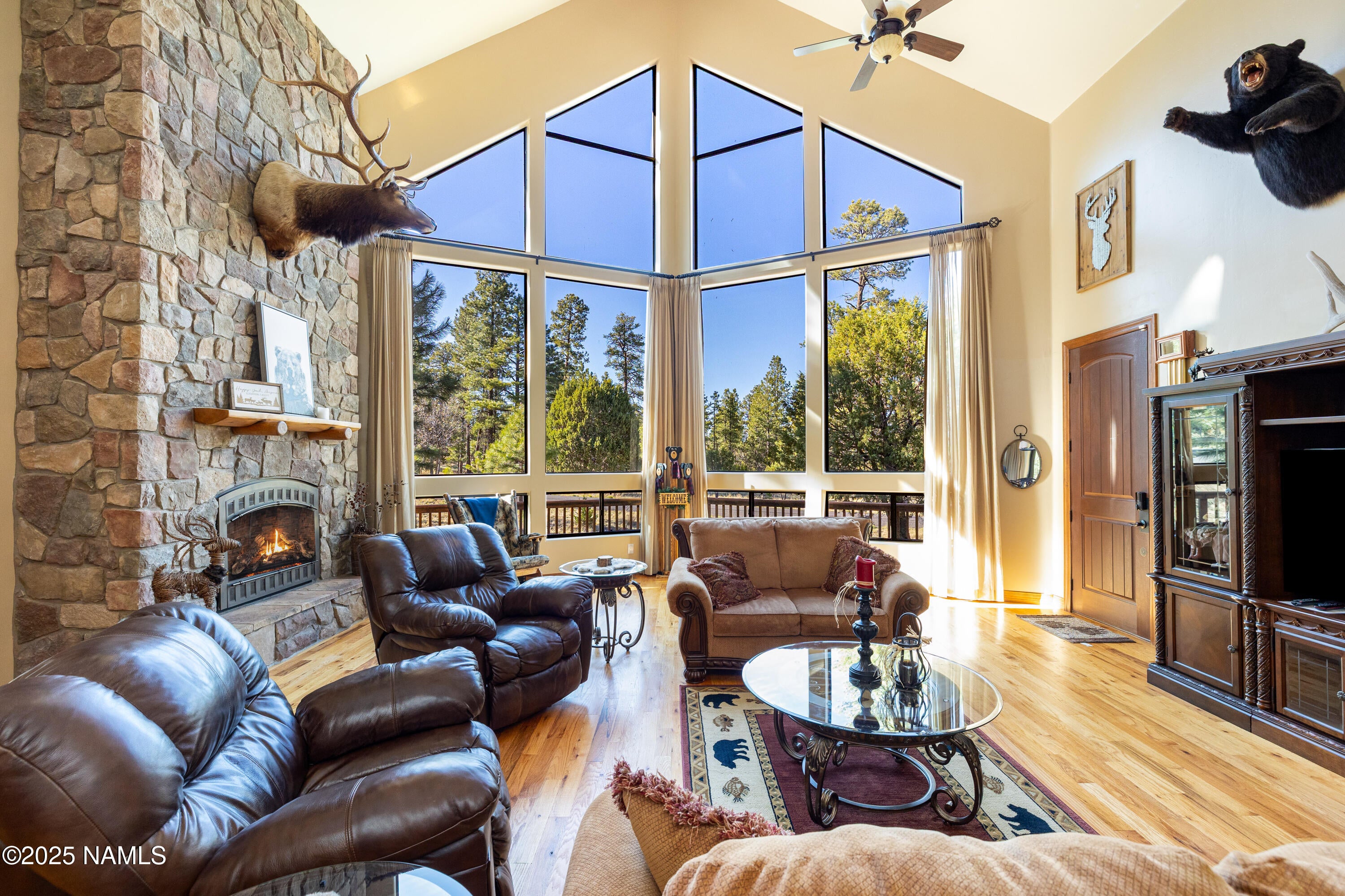 Happy Jack, Arizona, 86024, United States, 3 Bedrooms Bedrooms, ,3 BathroomsBathrooms,Residential,For Sale,1867475