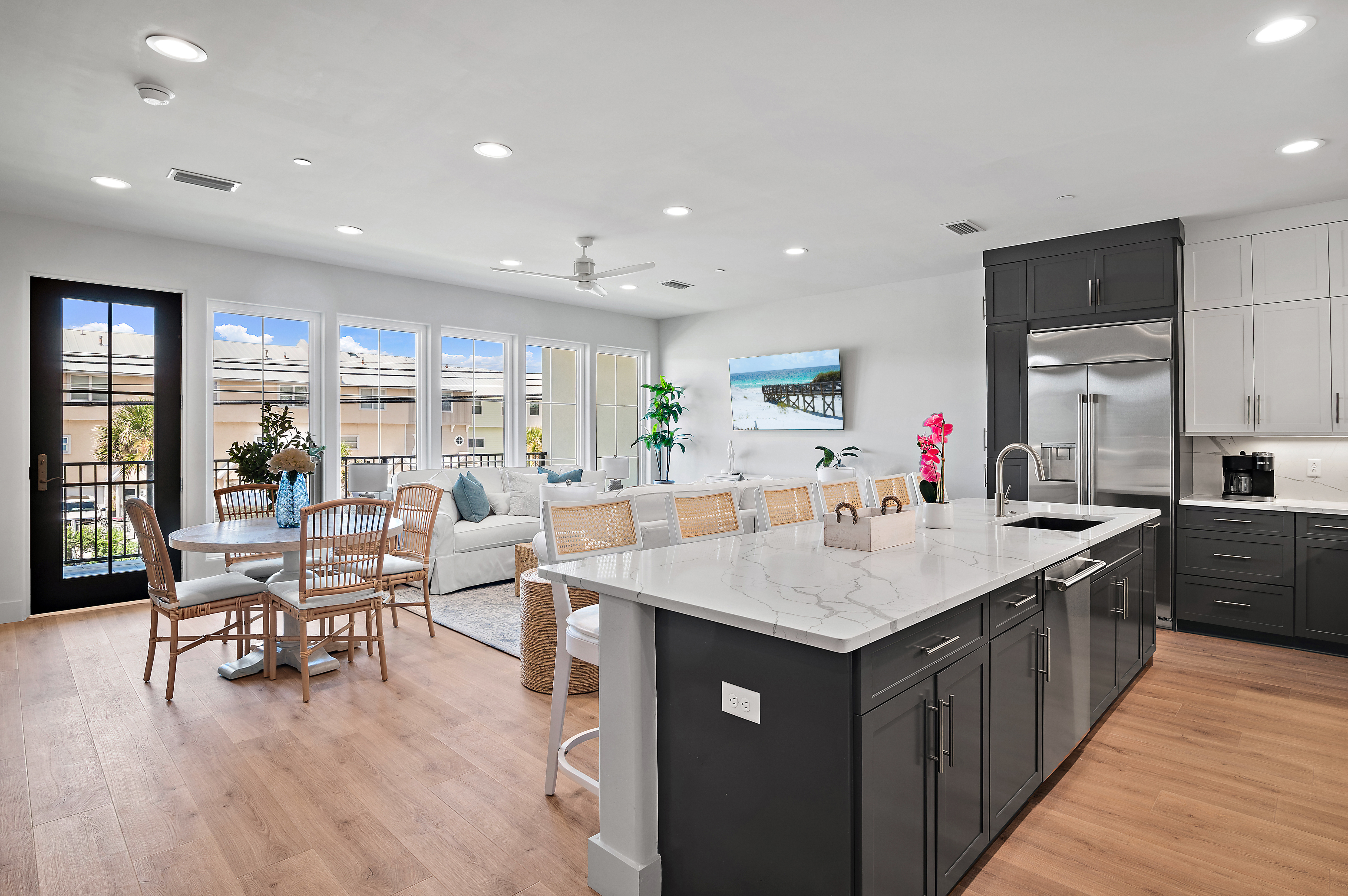  Luxury Concrete Gulf View Townhome - 物件實景